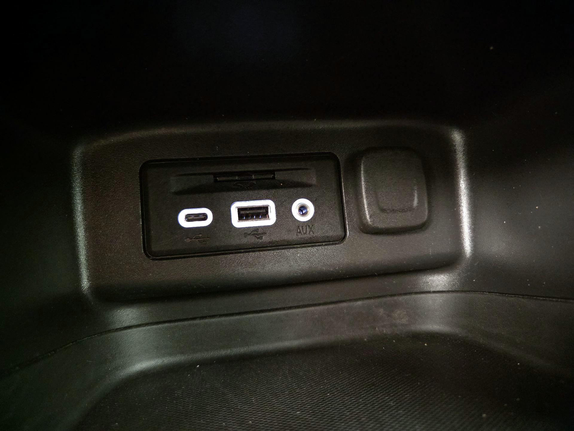 Thumbnail: 2023 Chevrolet Equinox - 19