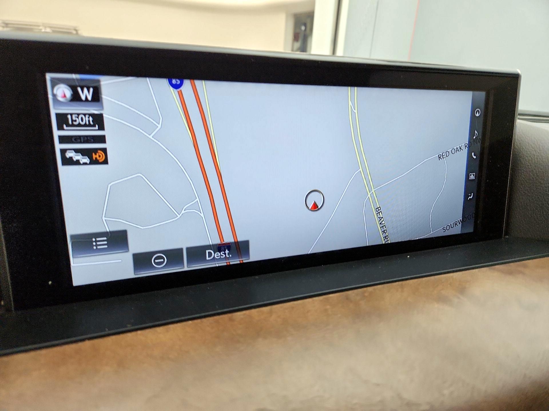 Thumbnail: 2021 Lexus LX - 14