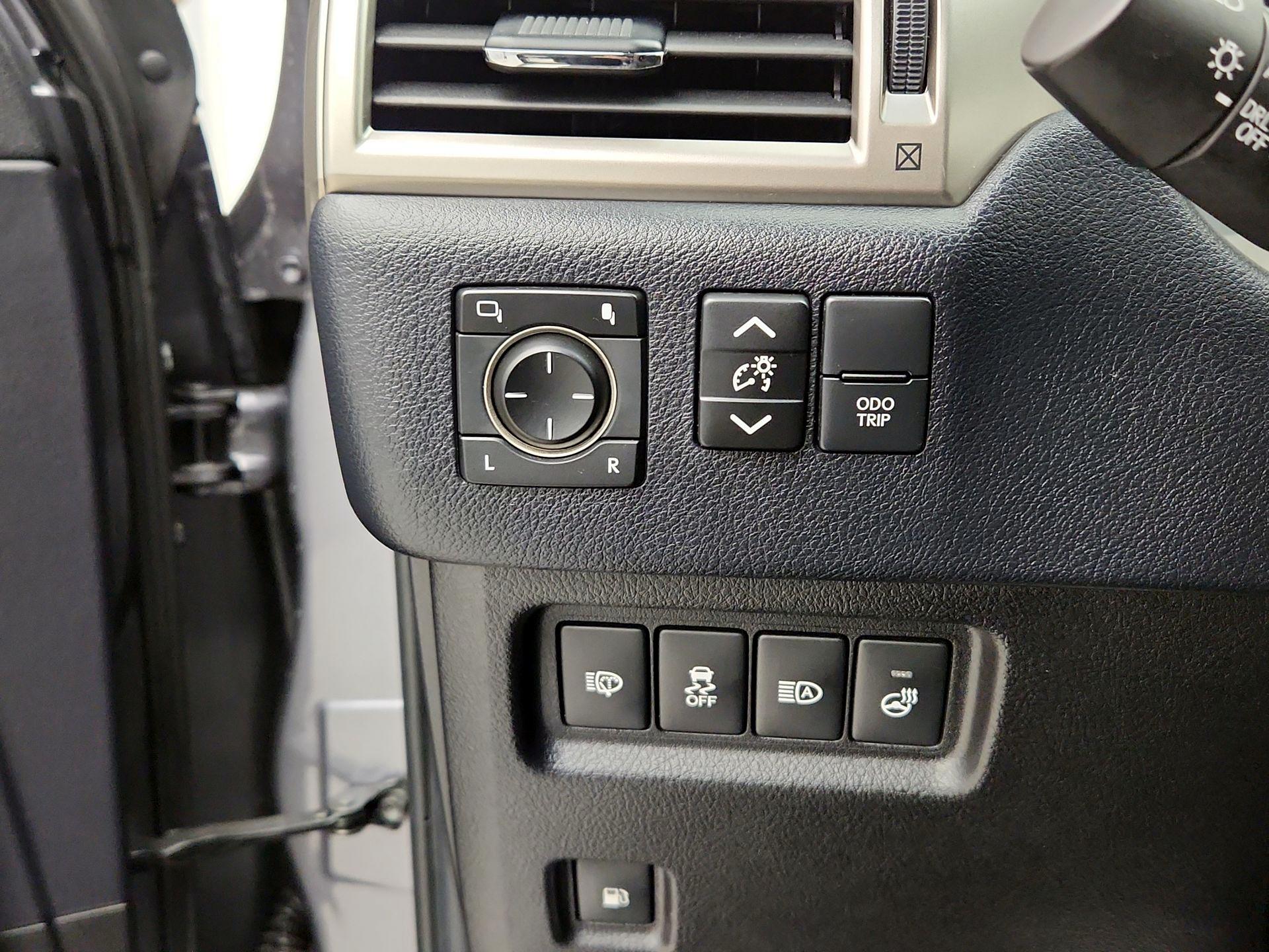 Thumbnail: 2021 Lexus GX - 13