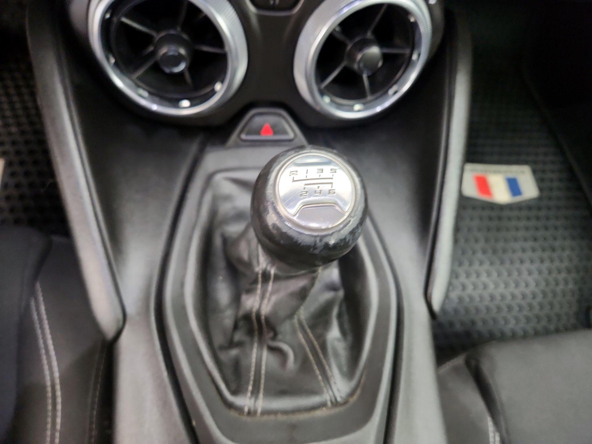 Thumbnail: 2021 Chevrolet Camaro - 16