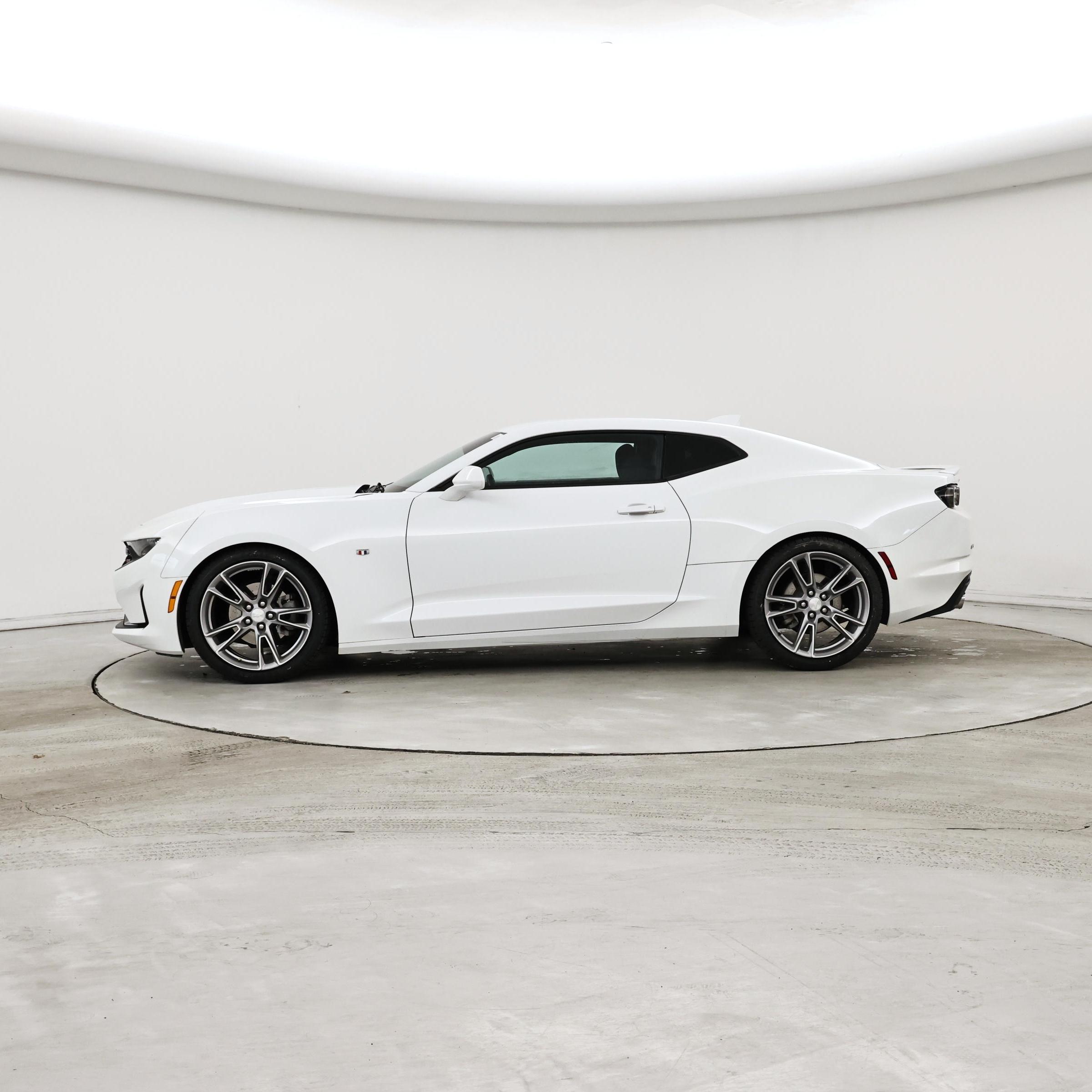 Thumbnail: 2021 Chevrolet Camaro - 3