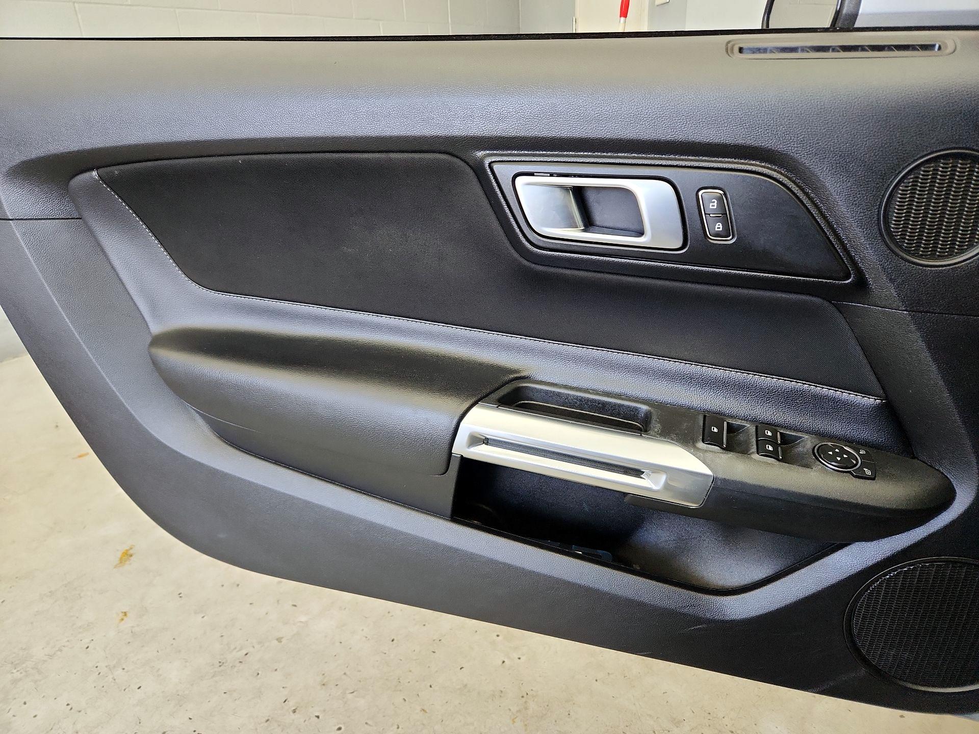 Thumbnail: 2020 Ford Mustang - 12