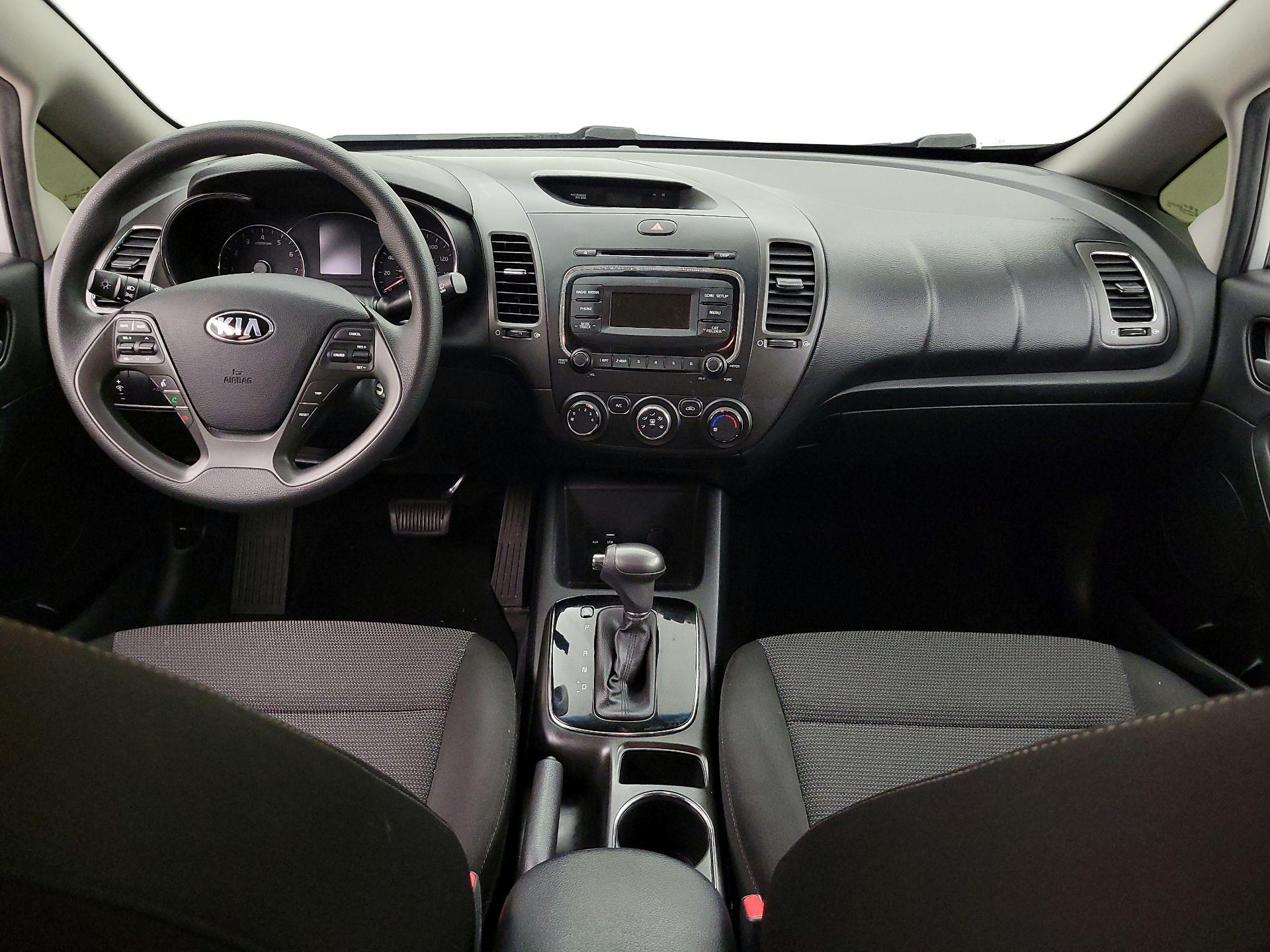 Thumbnail: 2018 Kia Forte - 9