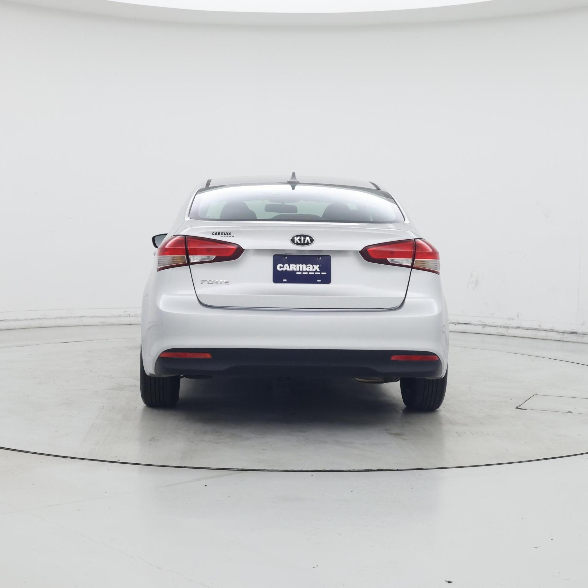 Thumbnail: 2018 Kia Forte - 6