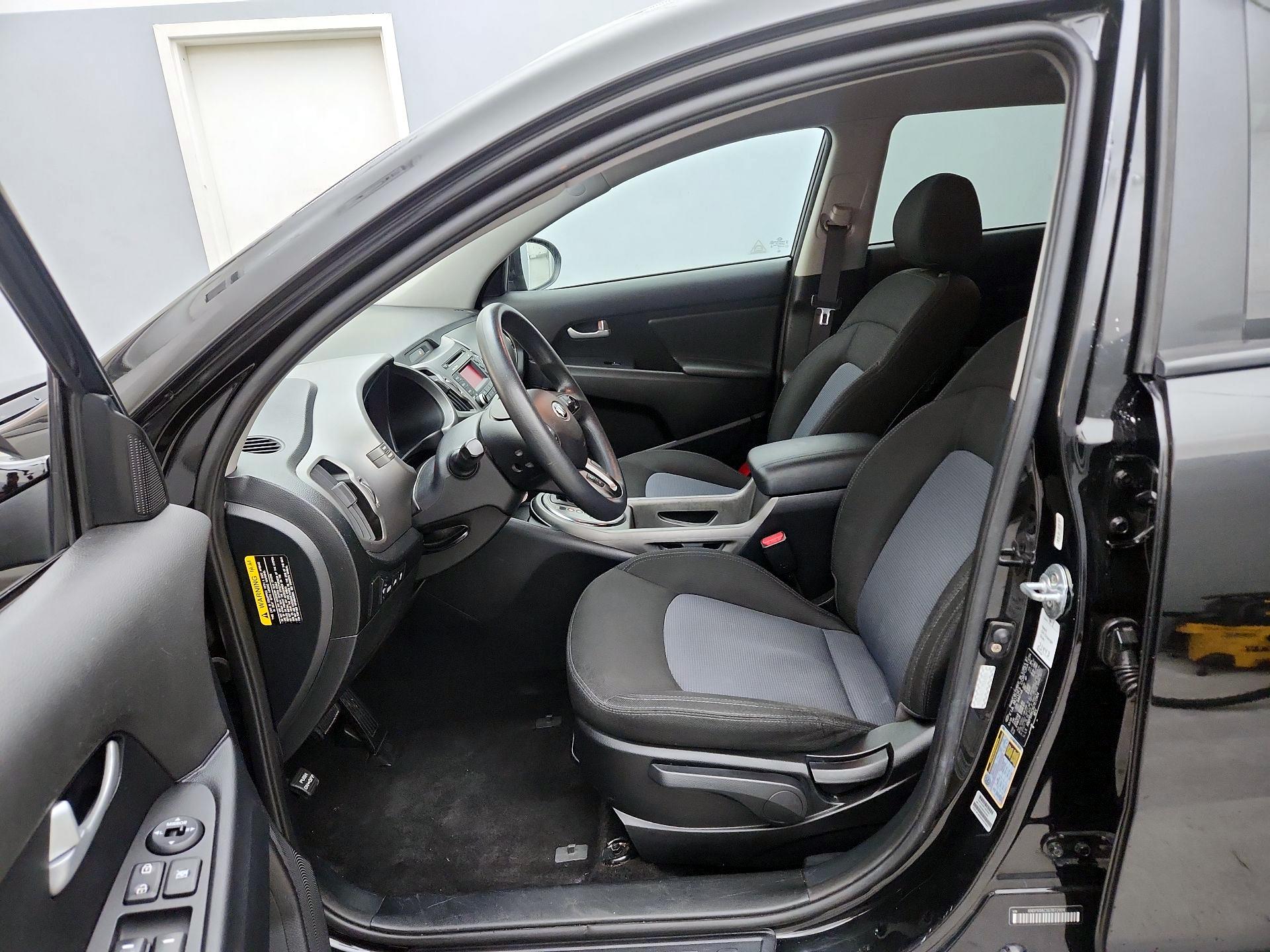 Thumbnail: 2016 Kia Sportage - 11