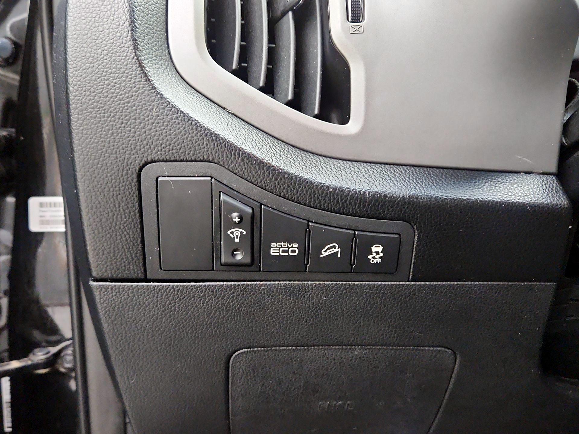 Thumbnail: 2016 Kia Sportage - 13