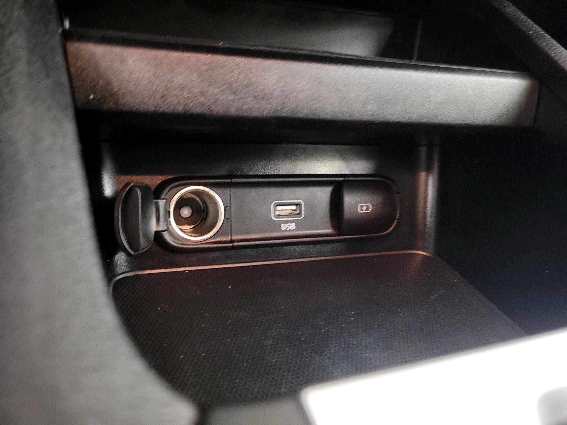 Thumbnail: 2024 Kia Forte - 18