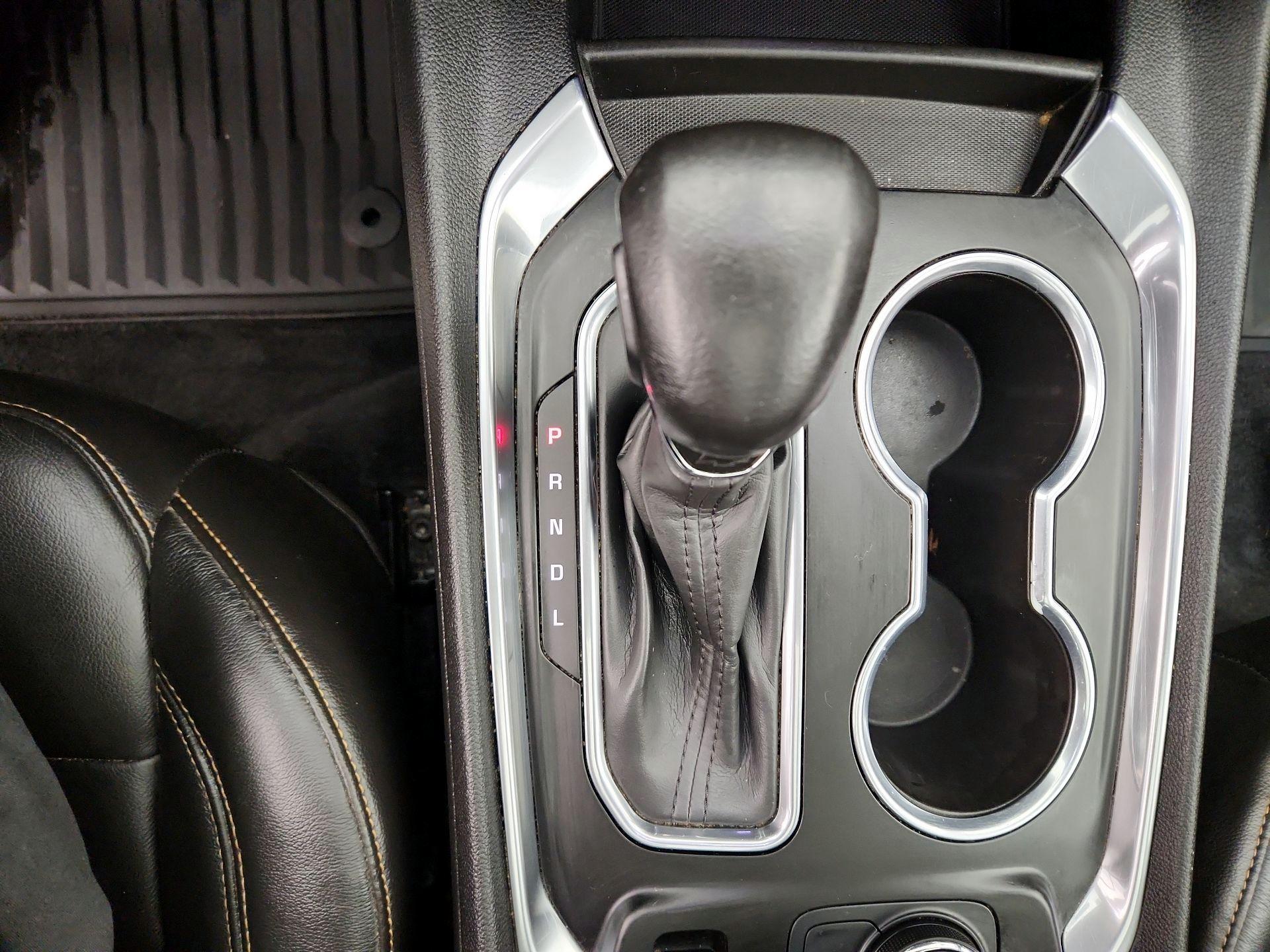 Thumbnail: 2021 Chevrolet Traverse - 17