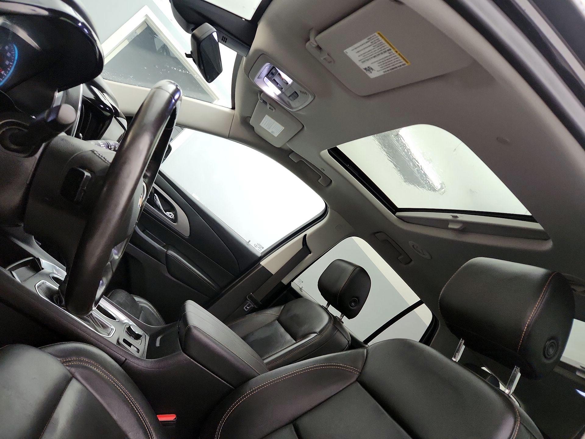 Thumbnail: 2021 Chevrolet Traverse - 19