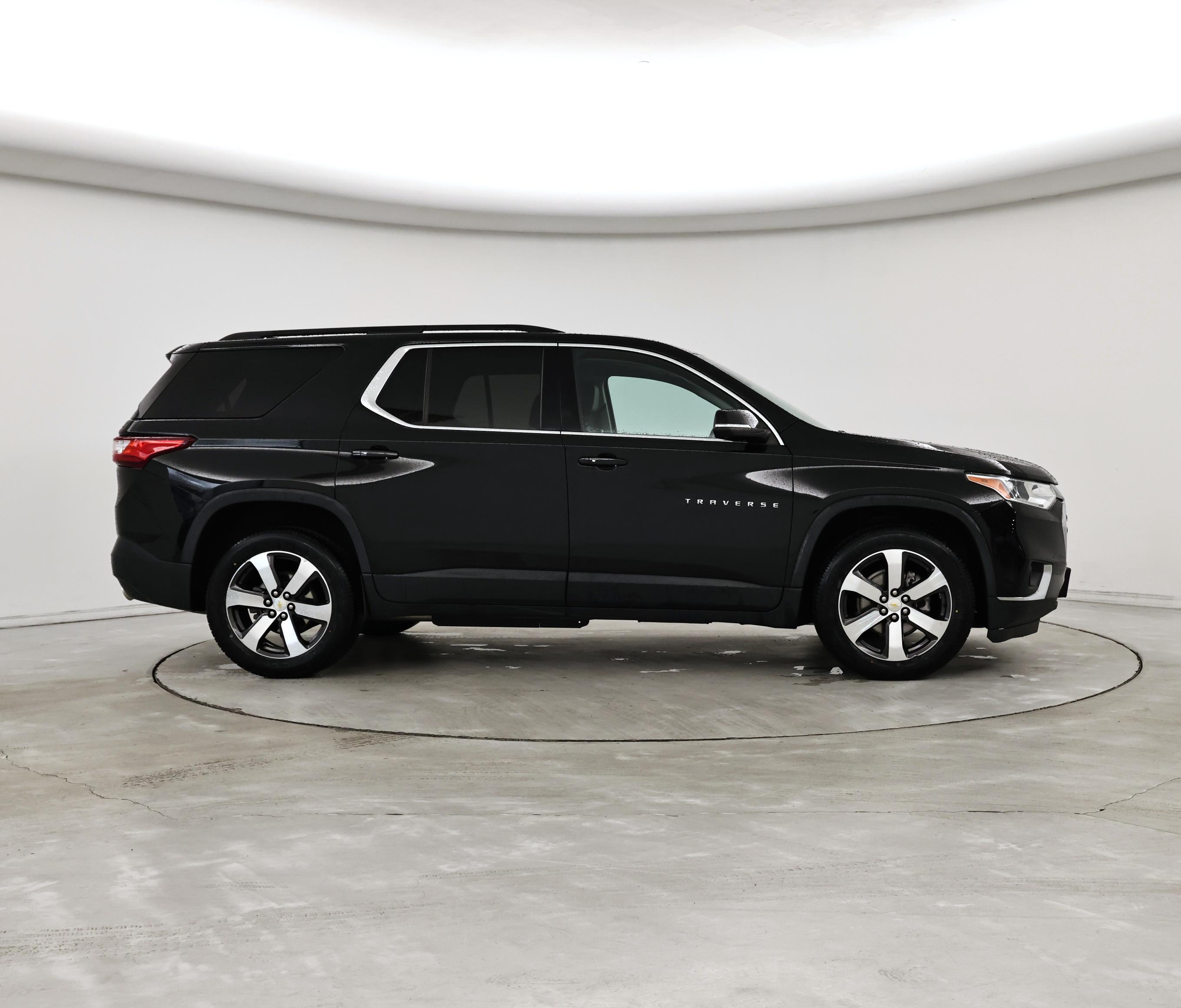 Thumbnail: 2021 Chevrolet Traverse - 7