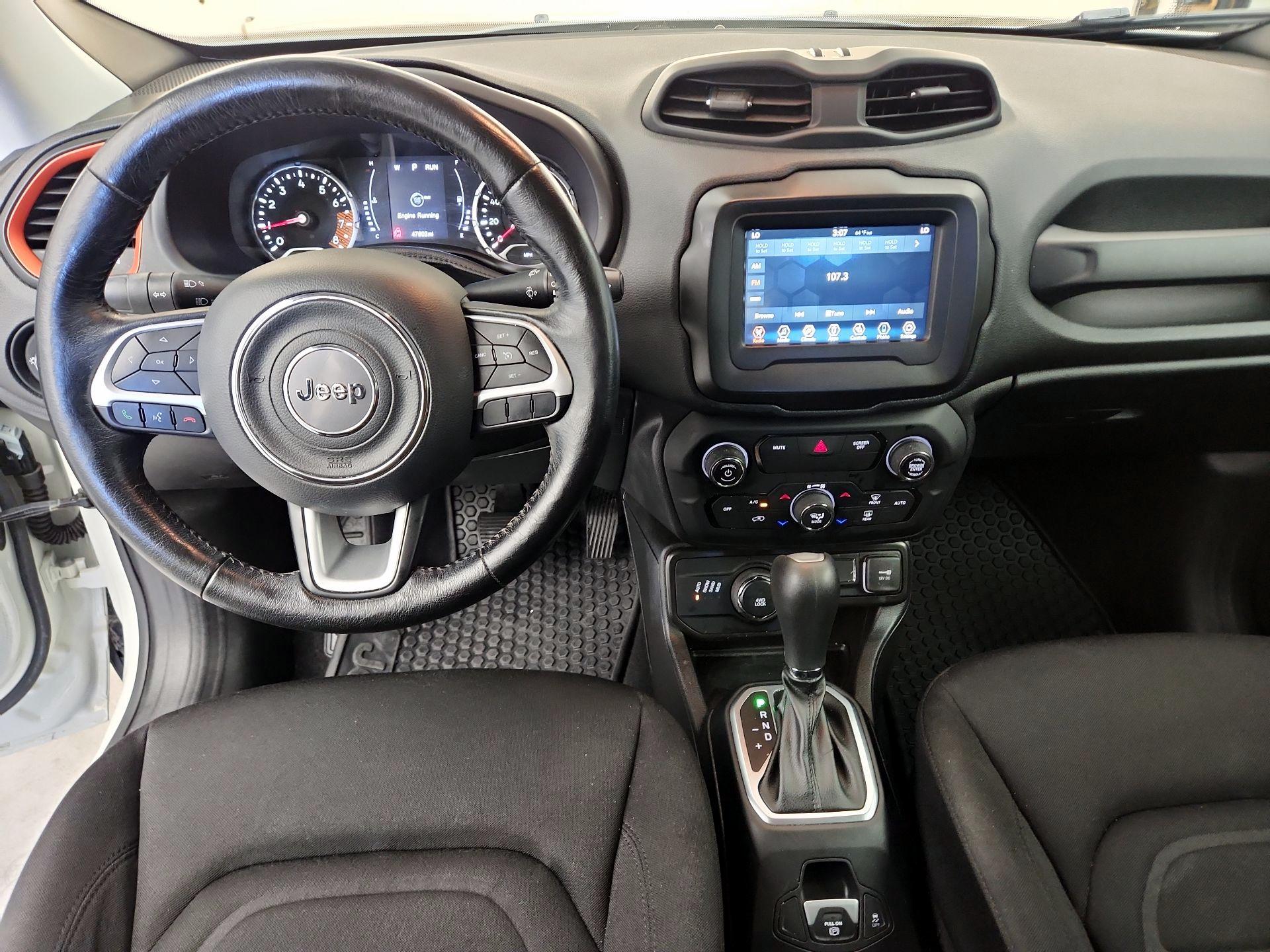 Thumbnail: 2020 Jeep Renegade - 9