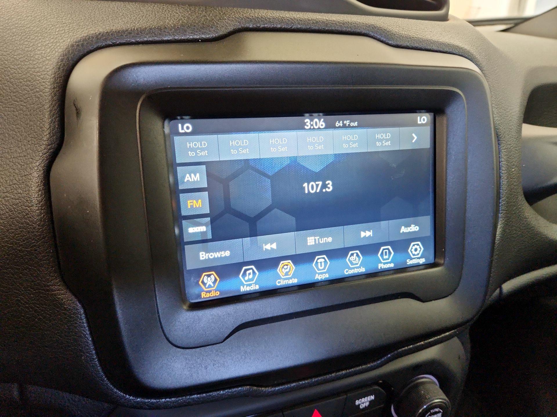 Thumbnail: 2020 Jeep Renegade - 15