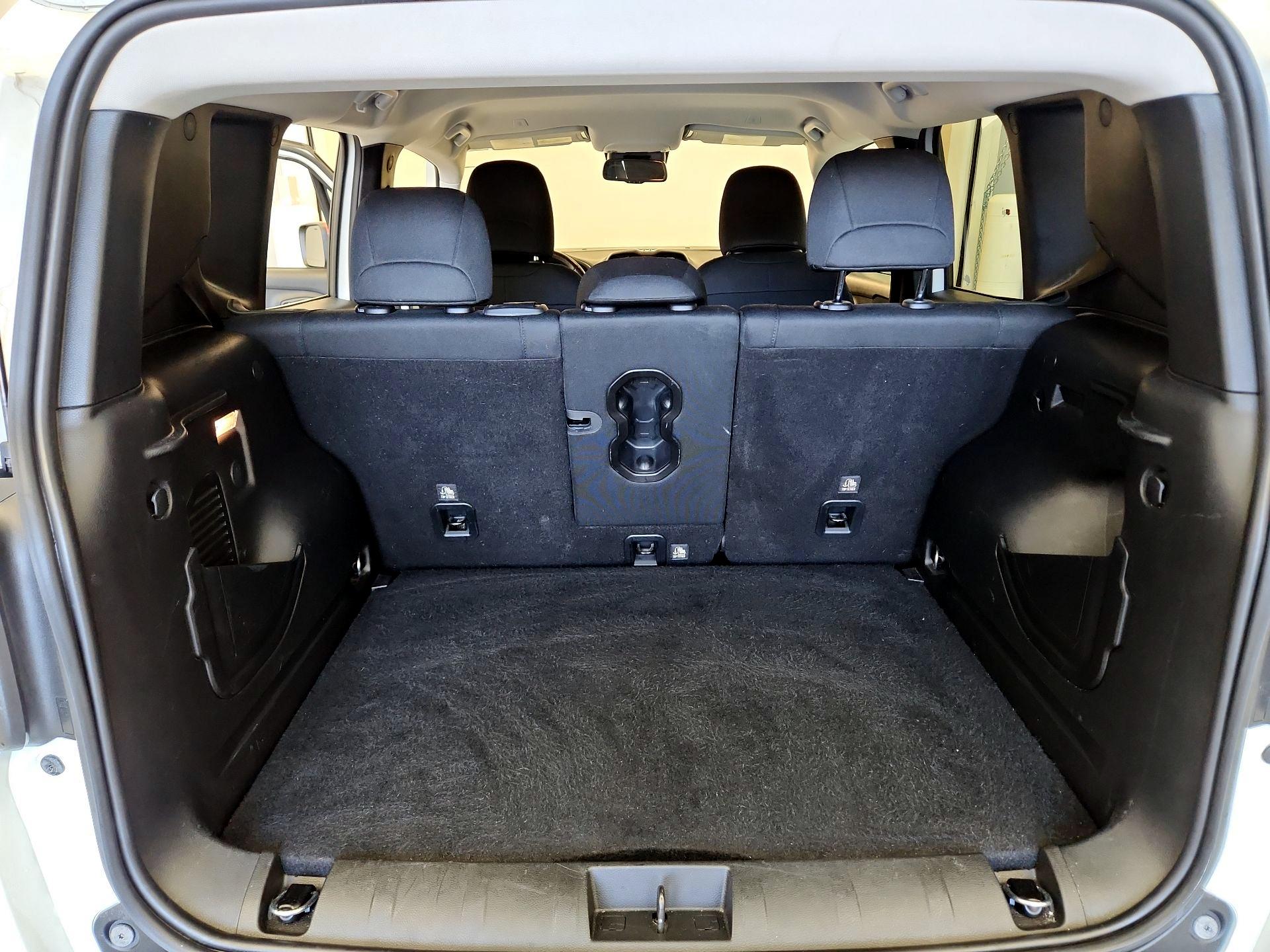 Thumbnail: 2020 Jeep Renegade - 20