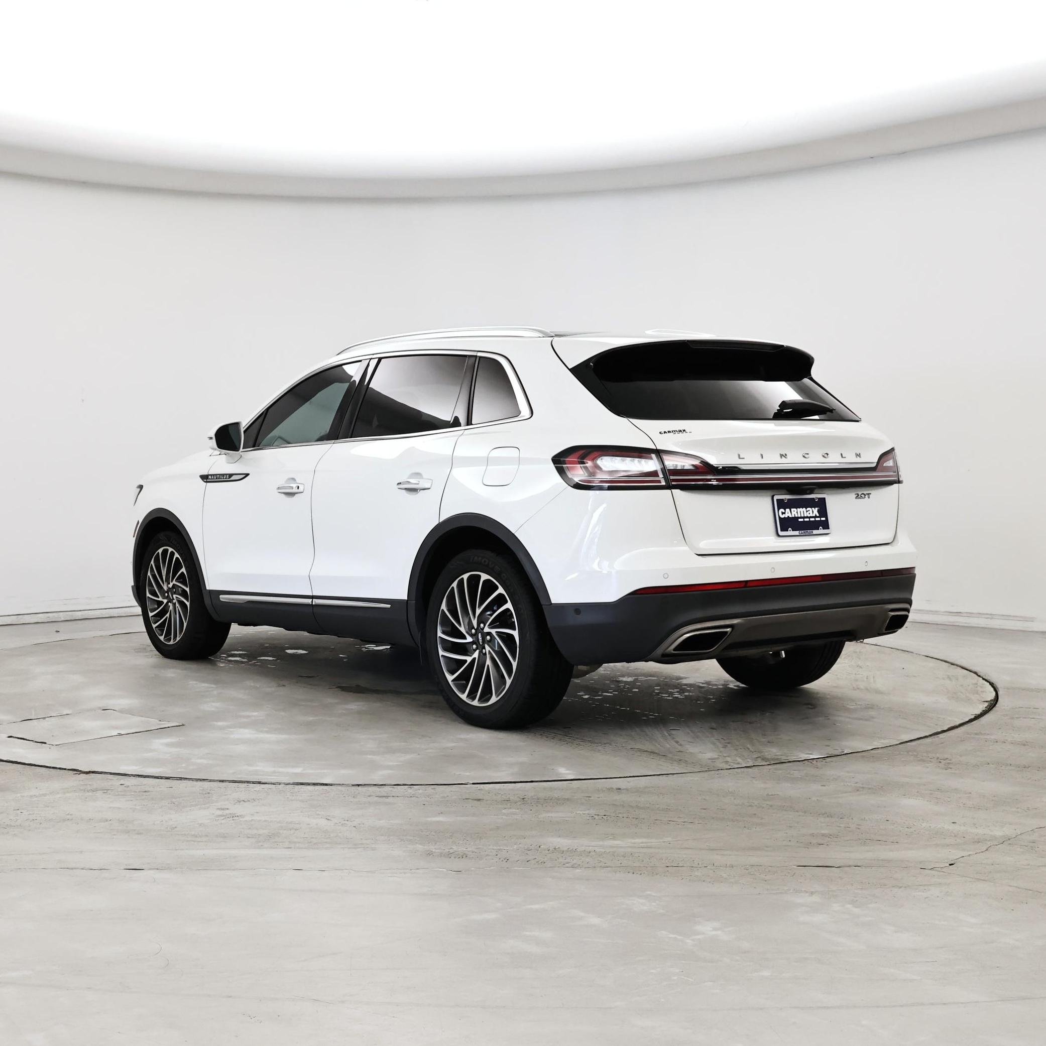 Thumbnail: 2020 Lincoln Nautilus - 2