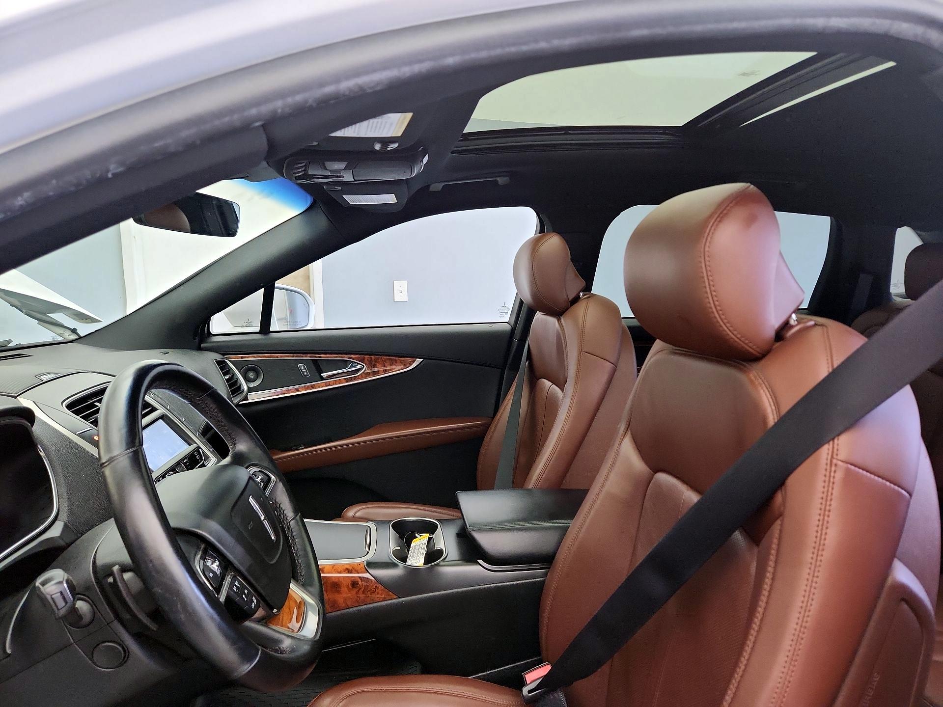 Thumbnail: 2020 Lincoln Nautilus - 19