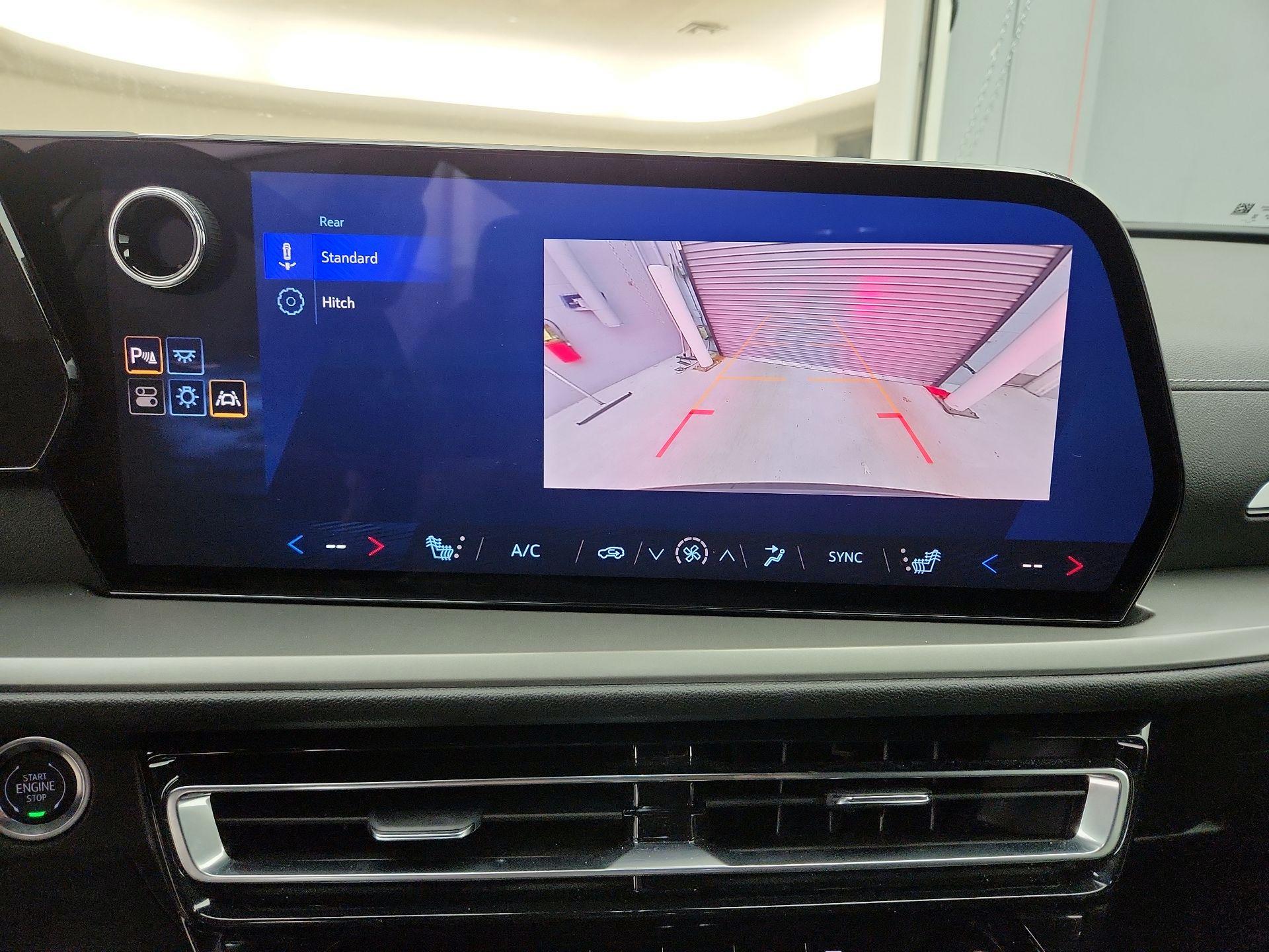 Thumbnail: 2025 Chevrolet Traverse - 15