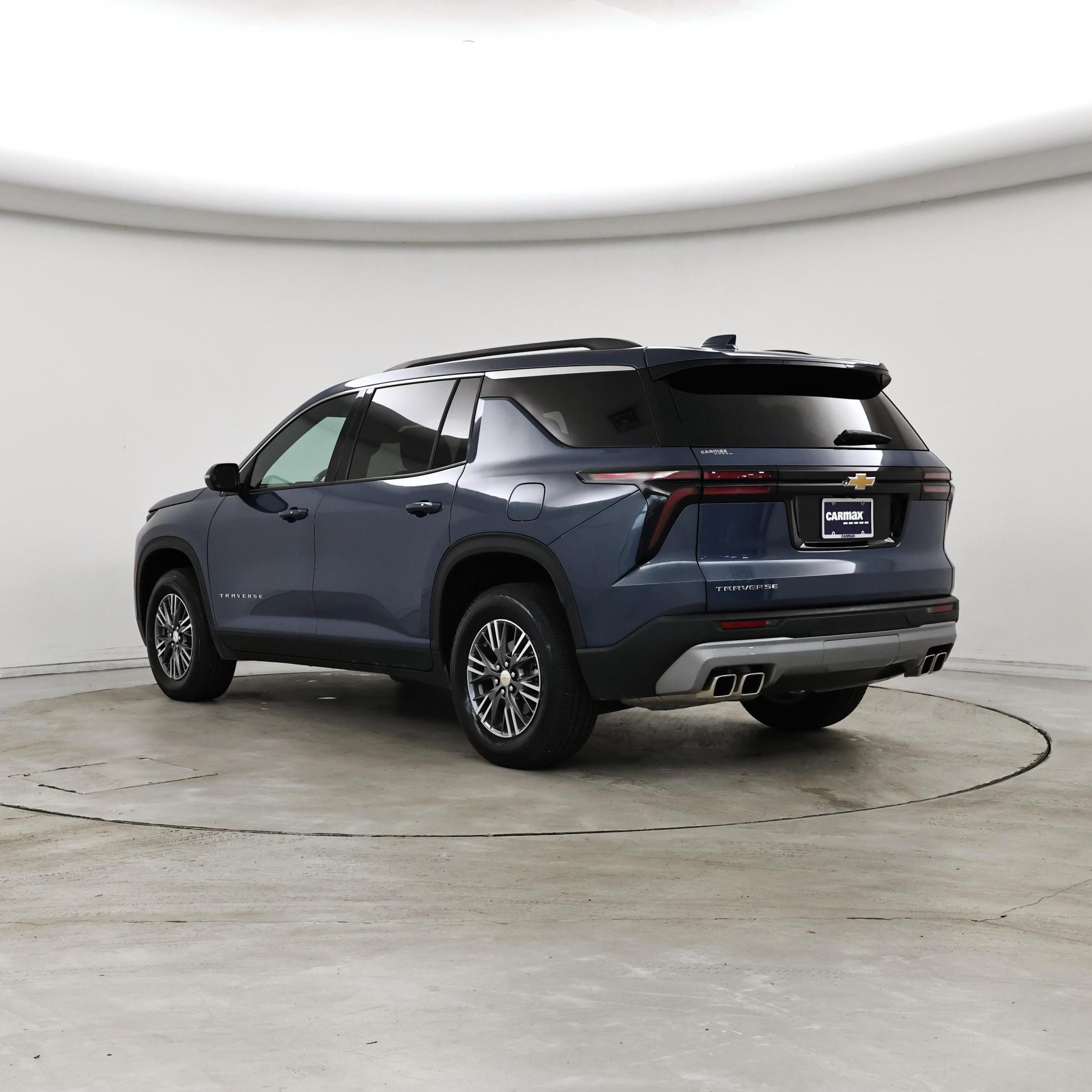Thumbnail: 2025 Chevrolet Traverse - 2