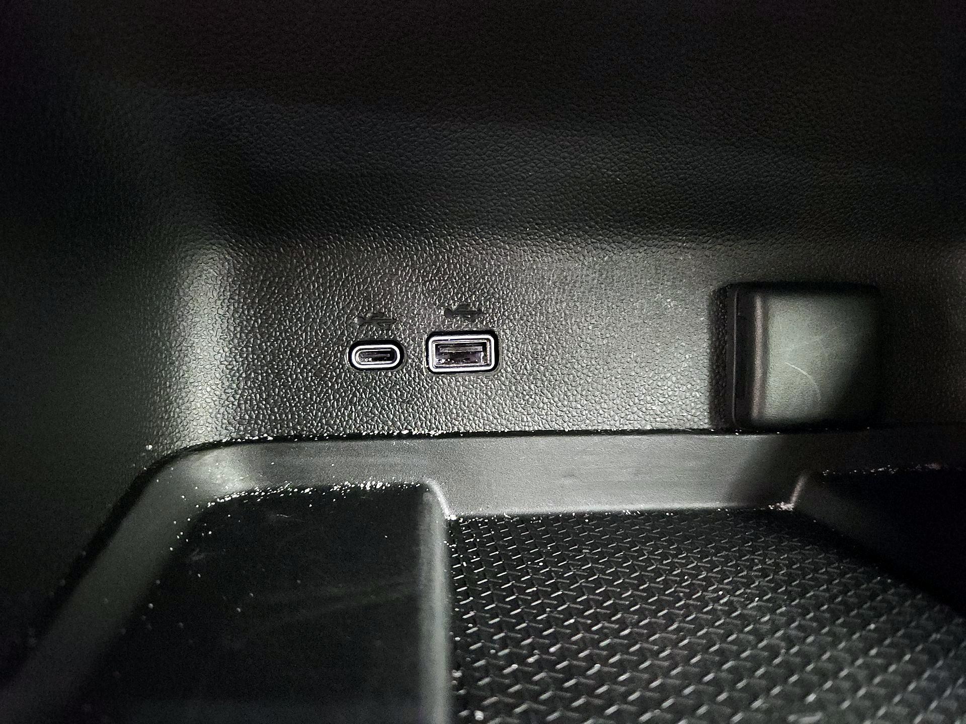 Thumbnail: 2025 Chevrolet Traverse - 19