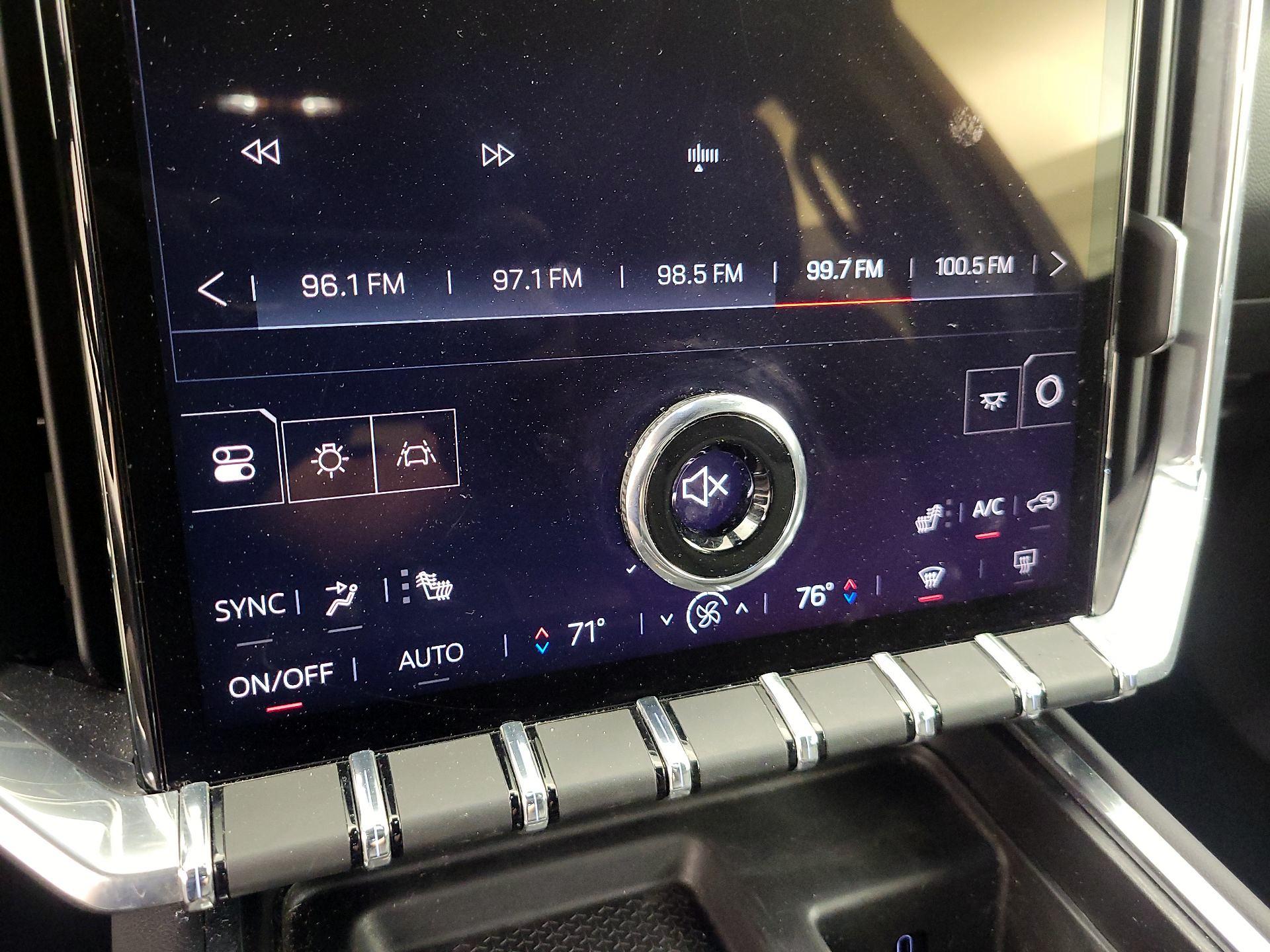 Thumbnail: 2025 GMC Acadia - 17