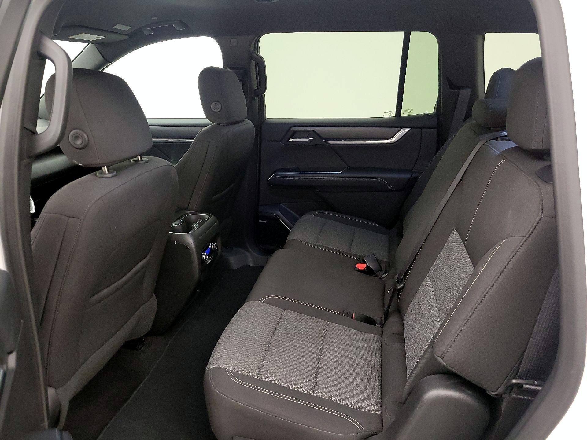 Thumbnail: 2025 GMC Acadia - 20