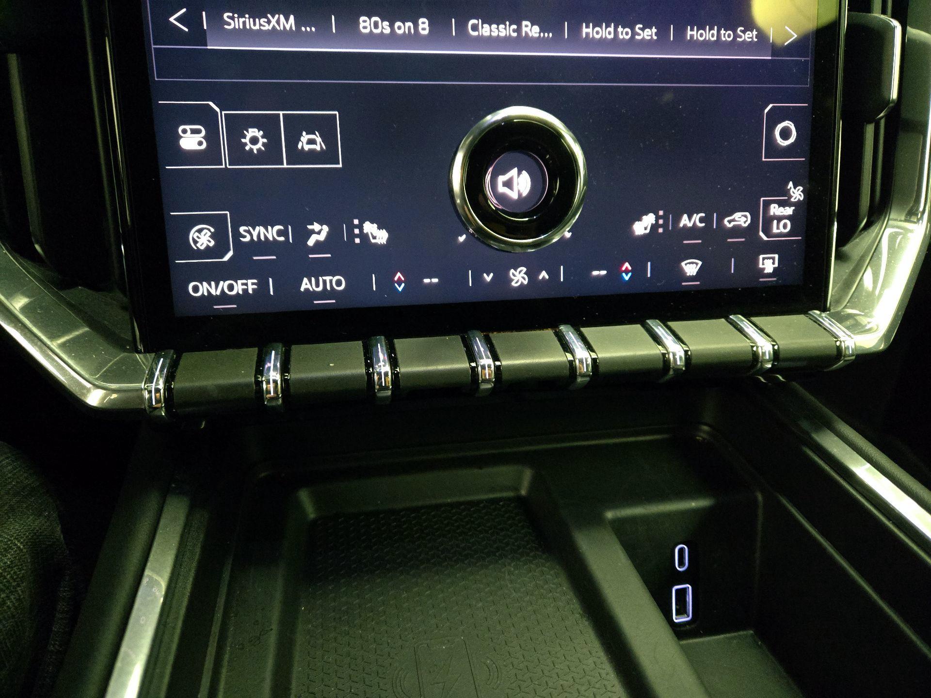 Thumbnail: 2025 GMC Acadia - 16