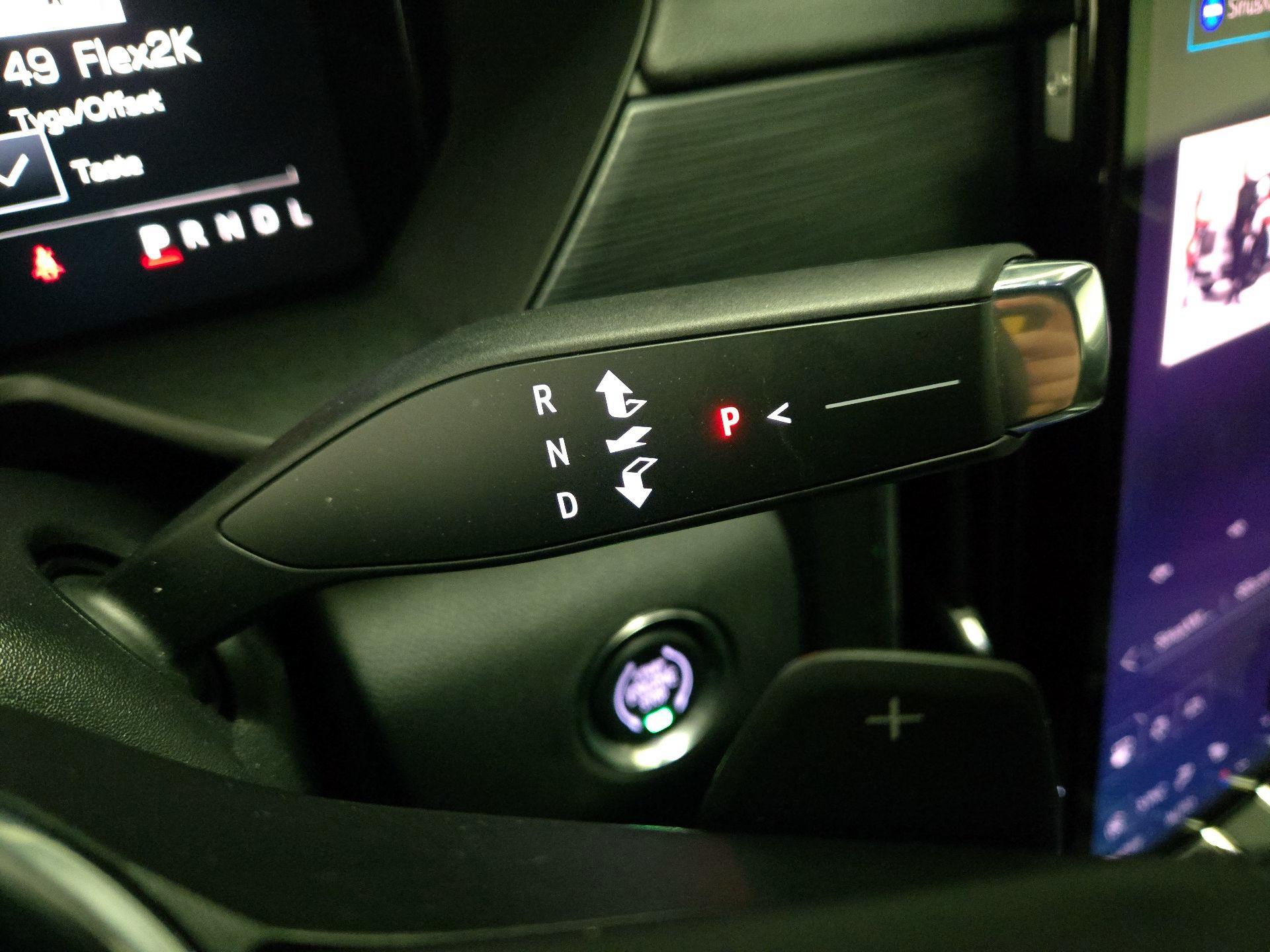 Thumbnail: 2025 GMC Acadia - 17