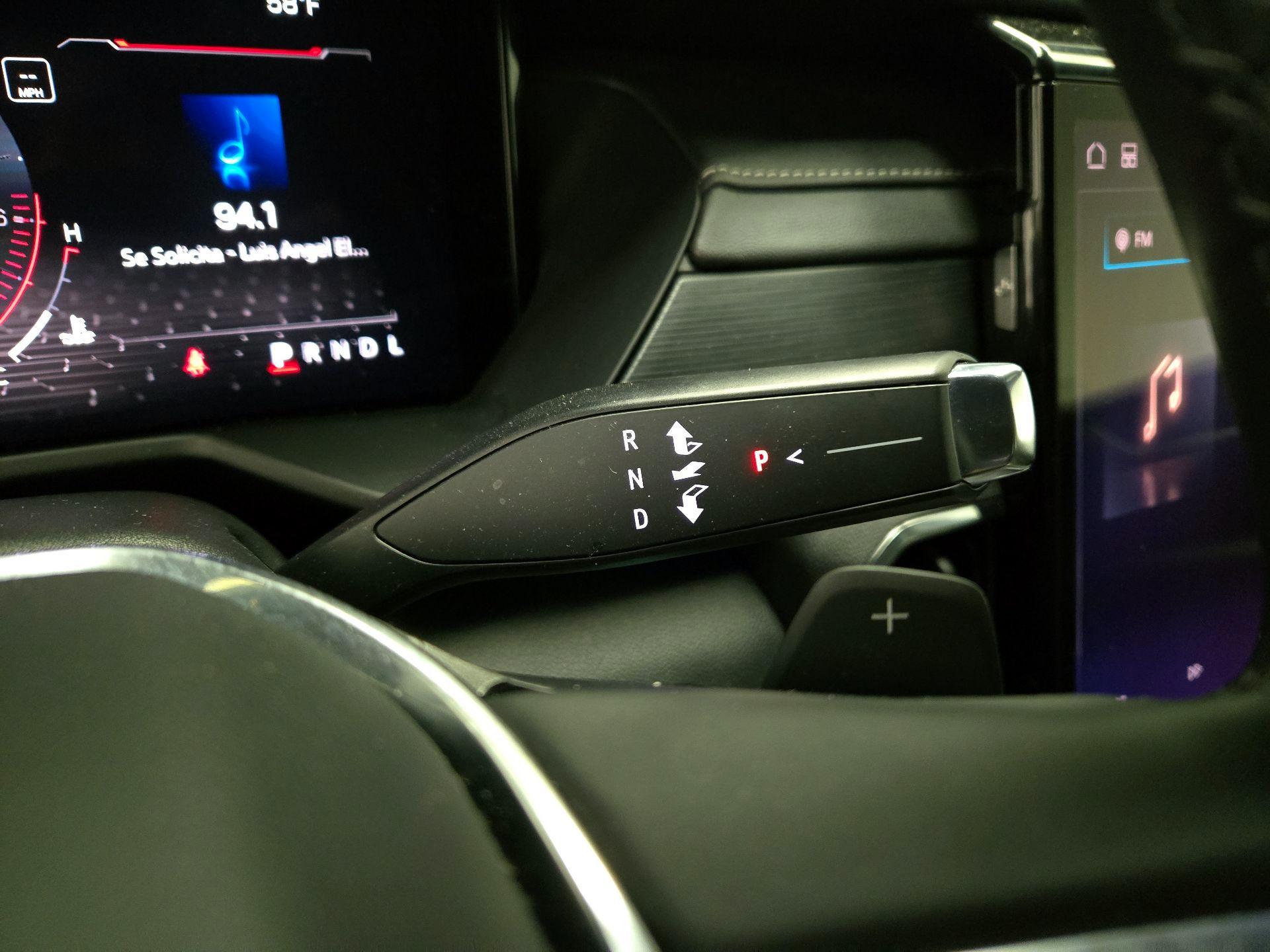 Thumbnail: 2025 GMC Acadia - 18