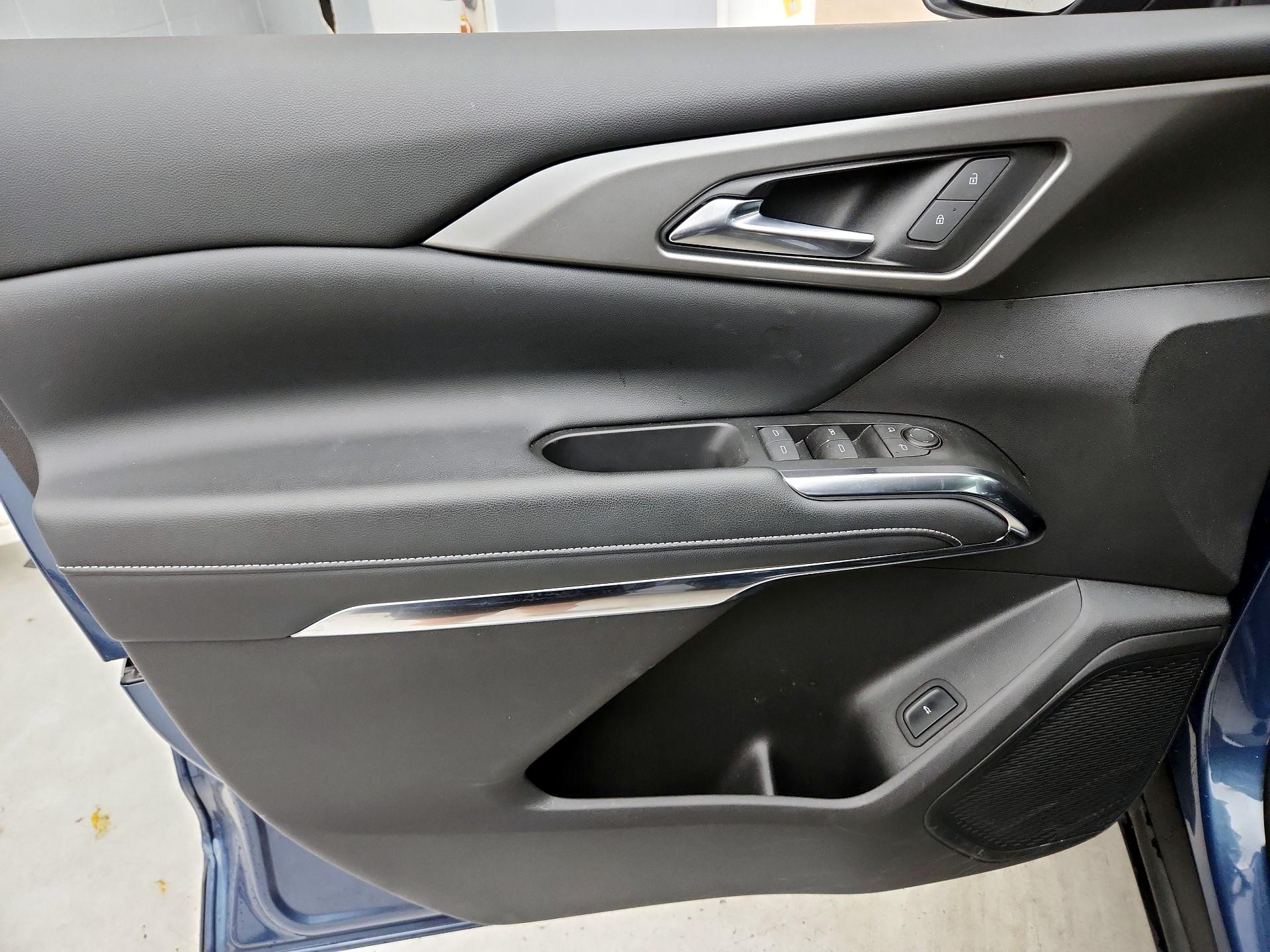 Thumbnail: 2025 Chevrolet Traverse - 12