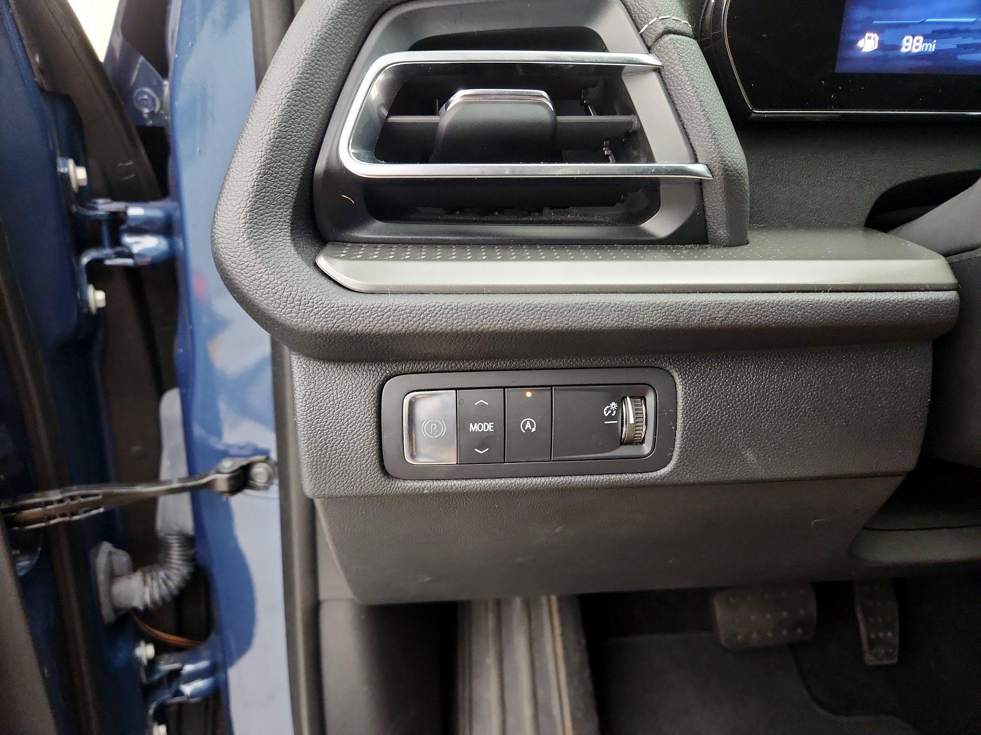 Thumbnail: 2025 Chevrolet Traverse - 13