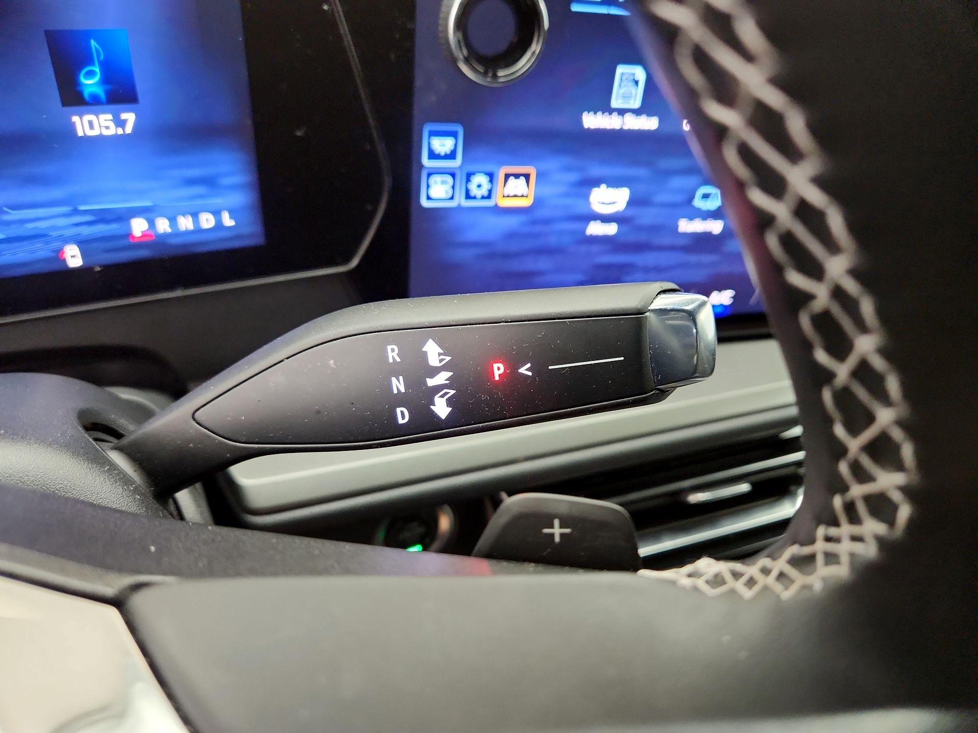 Thumbnail: 2025 Chevrolet Traverse - 18