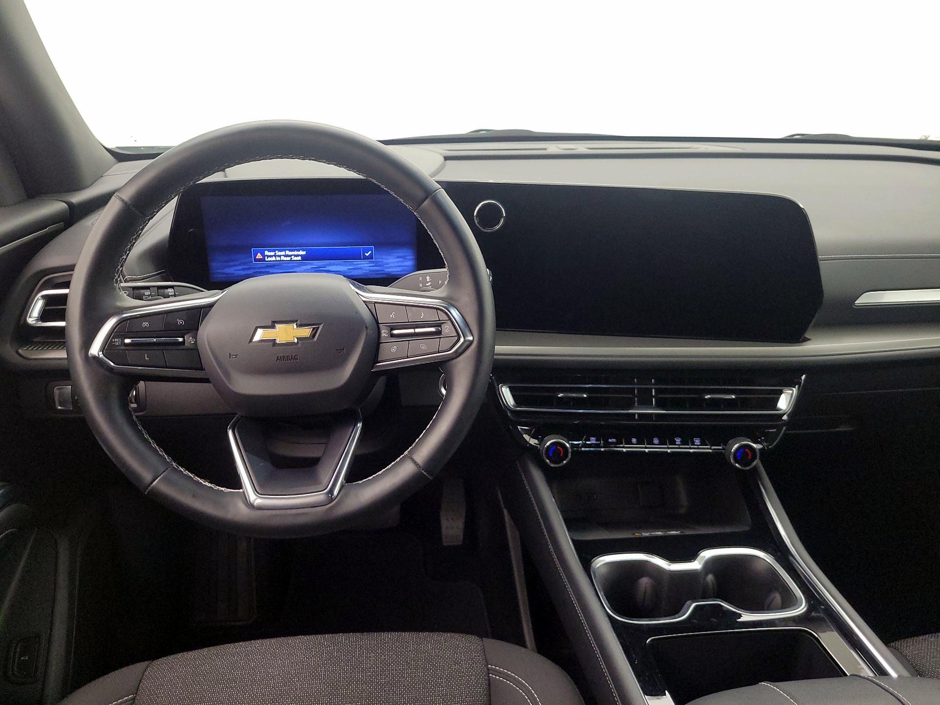 Thumbnail: 2025 Chevrolet Traverse - 10