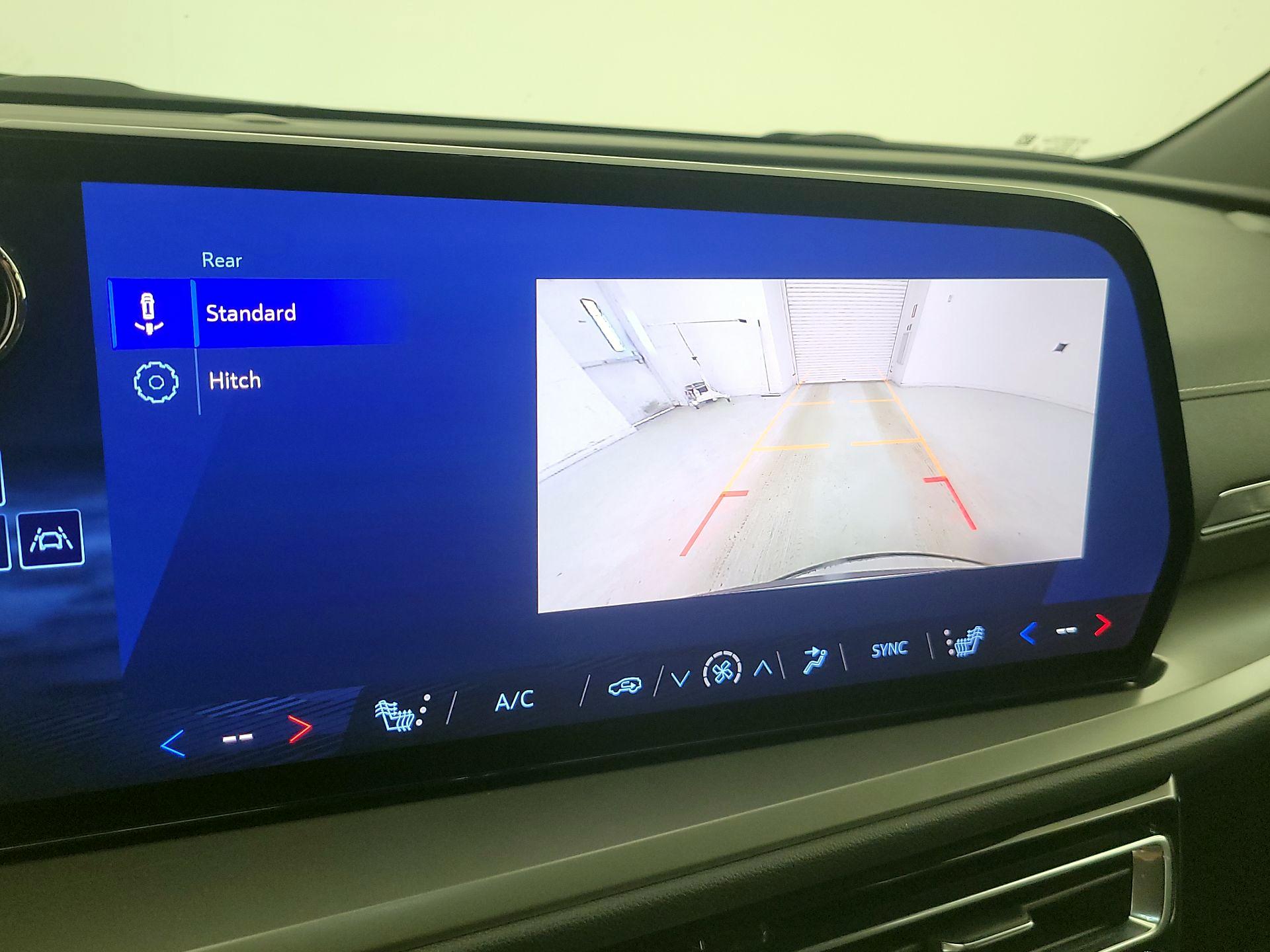 Thumbnail: 2025 Chevrolet Traverse - 15