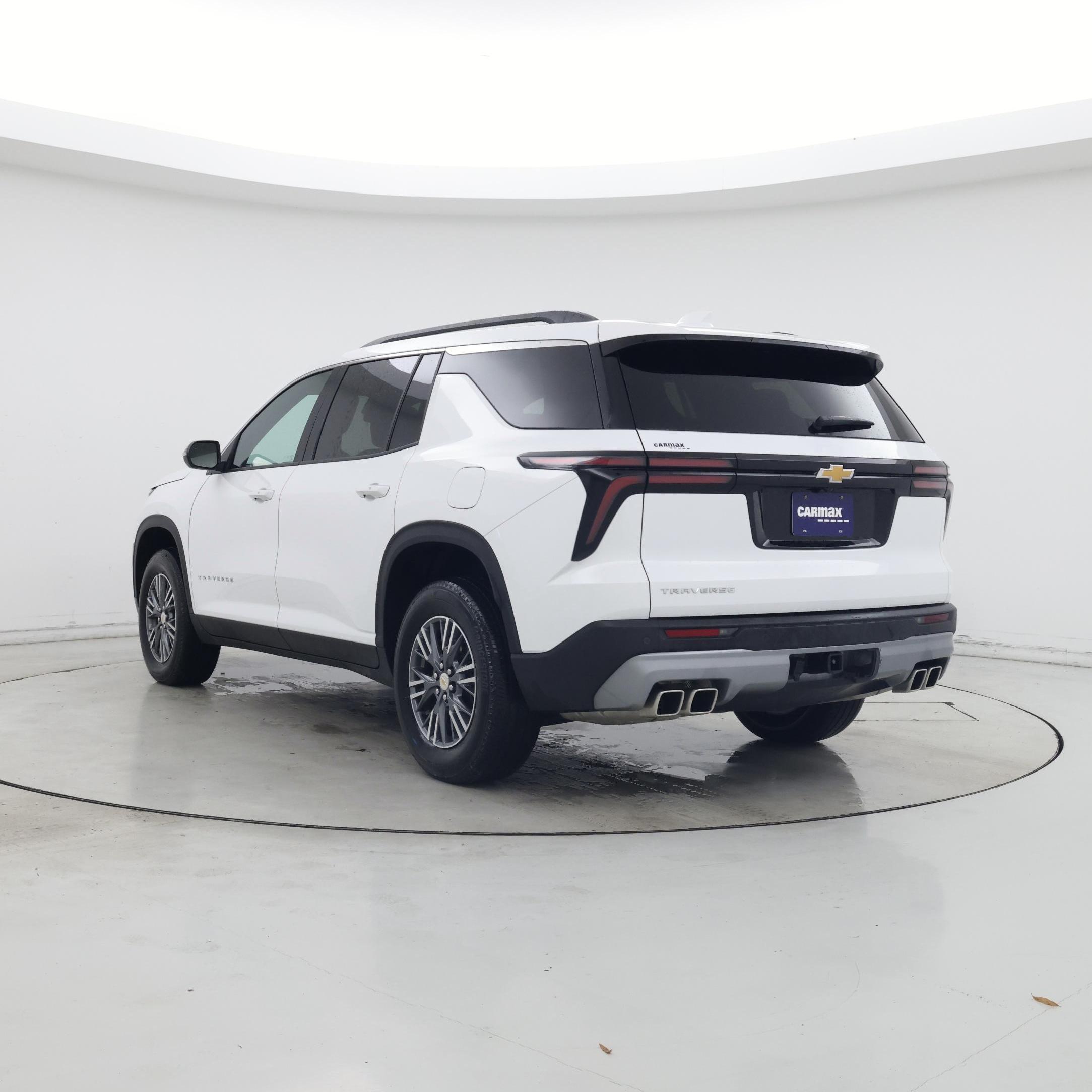 Thumbnail: 2025 Chevrolet Traverse - 2
