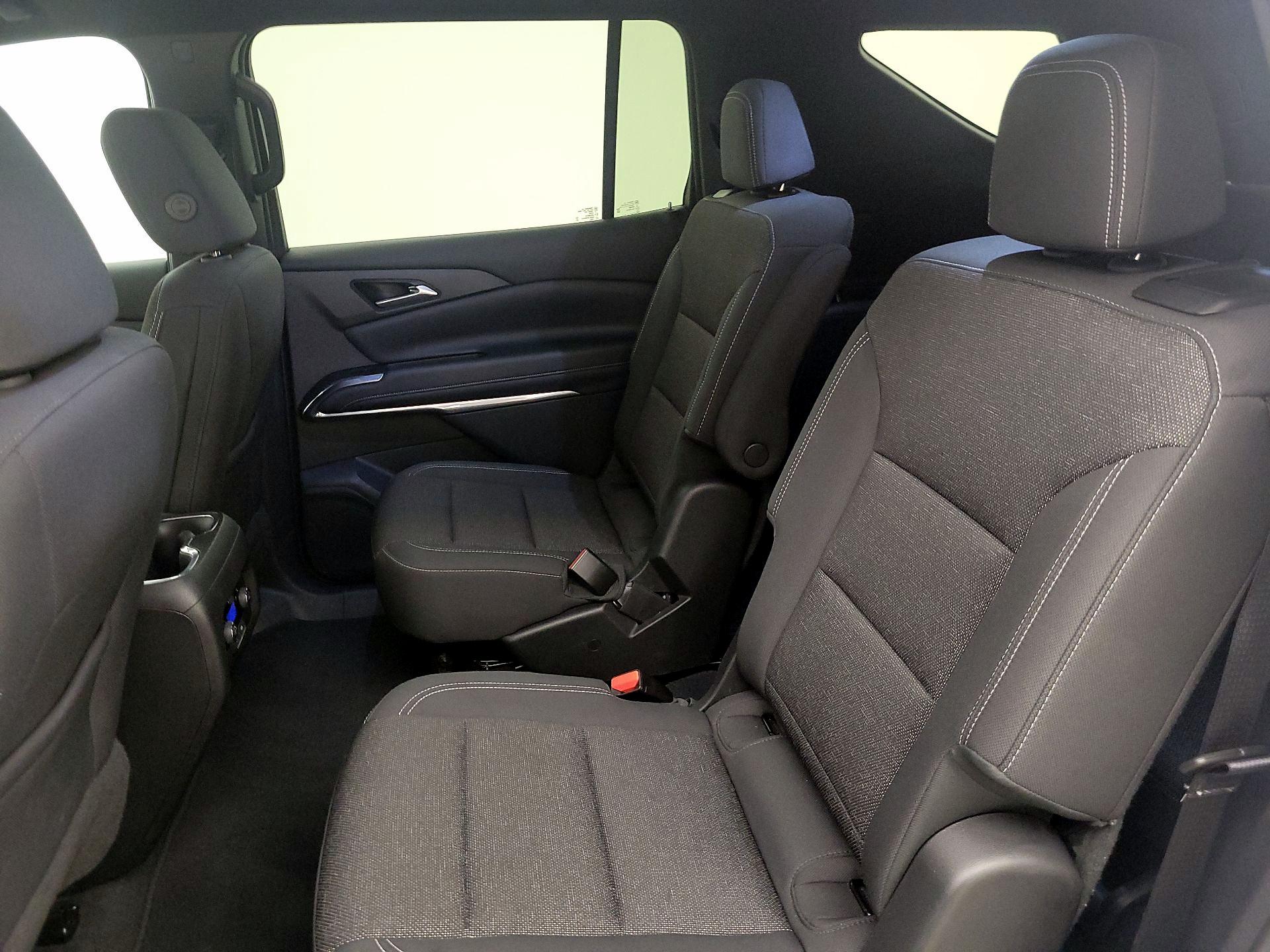 Thumbnail: 2025 Chevrolet Traverse - 20