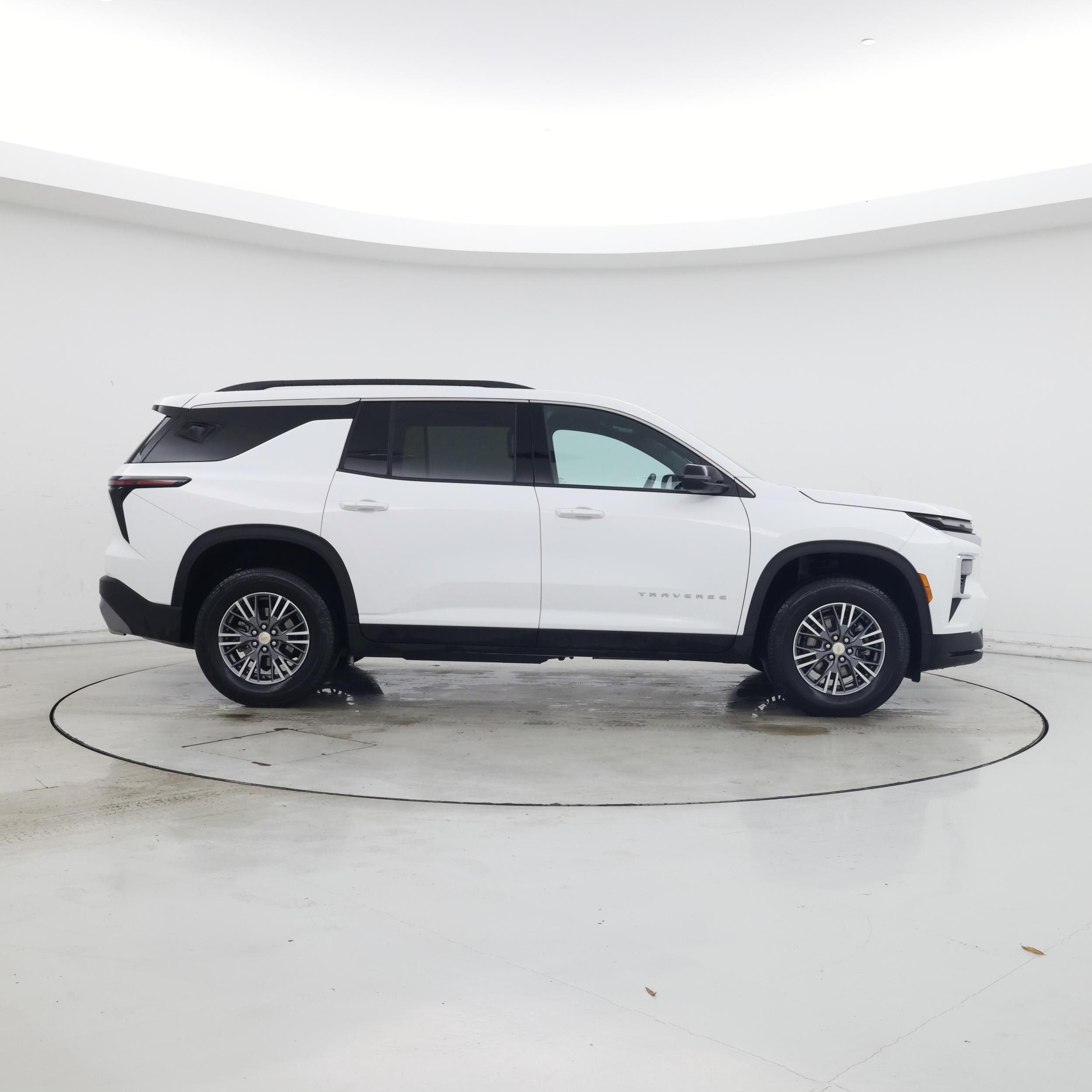 Thumbnail: 2025 Chevrolet Traverse - 7