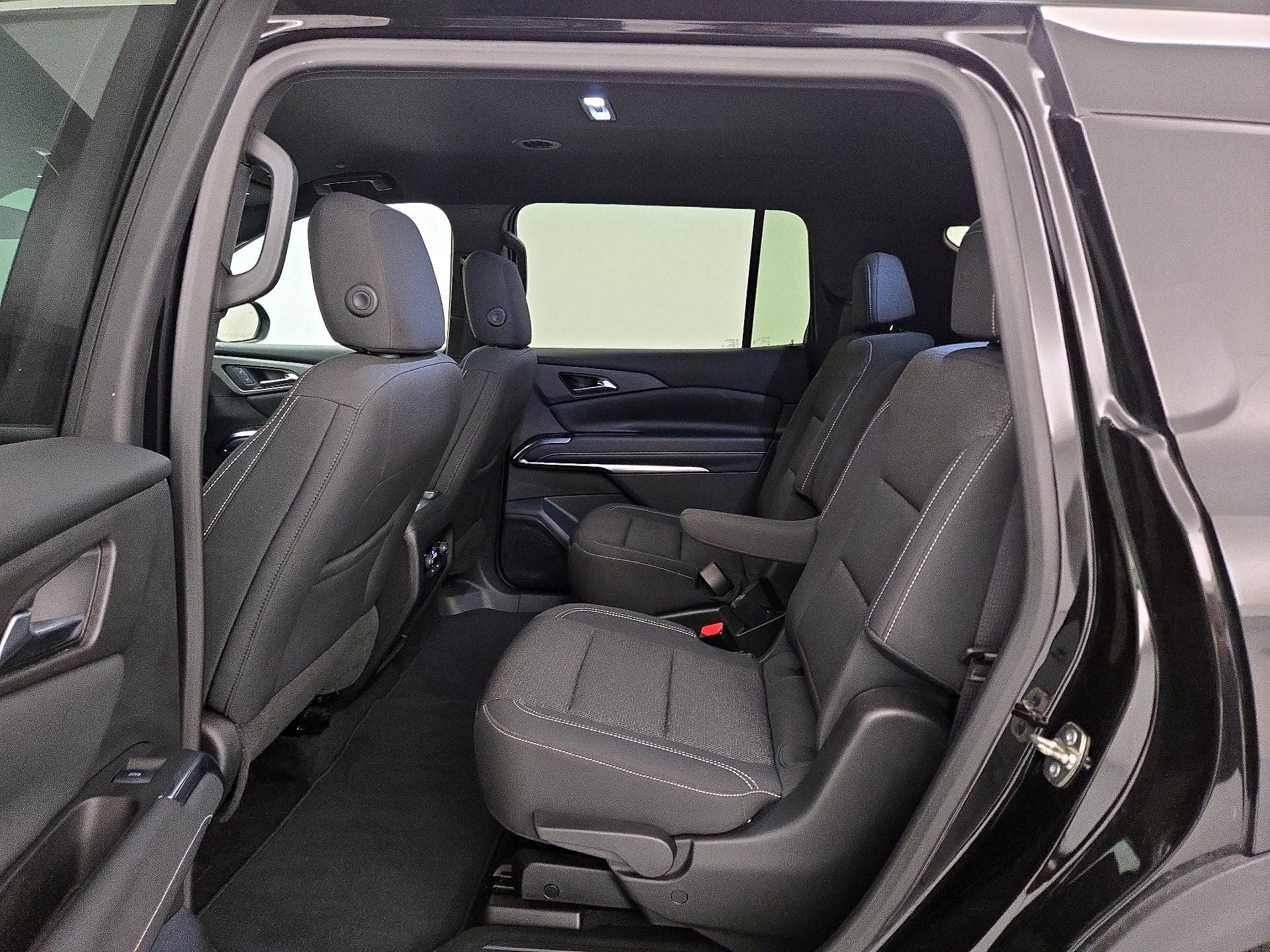 Thumbnail: 2025 Chevrolet Traverse - 20