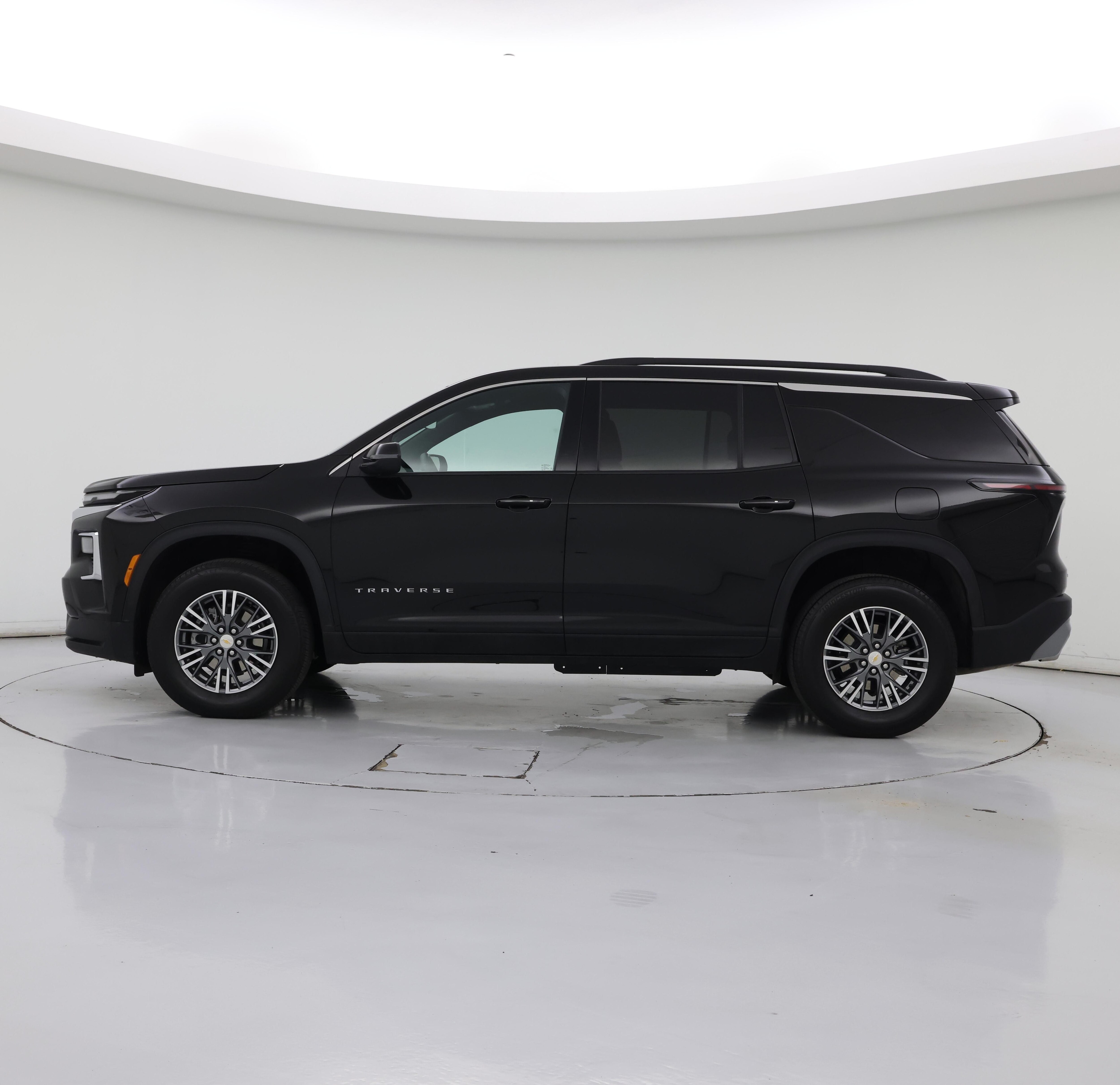Thumbnail: 2025 Chevrolet Traverse - 3