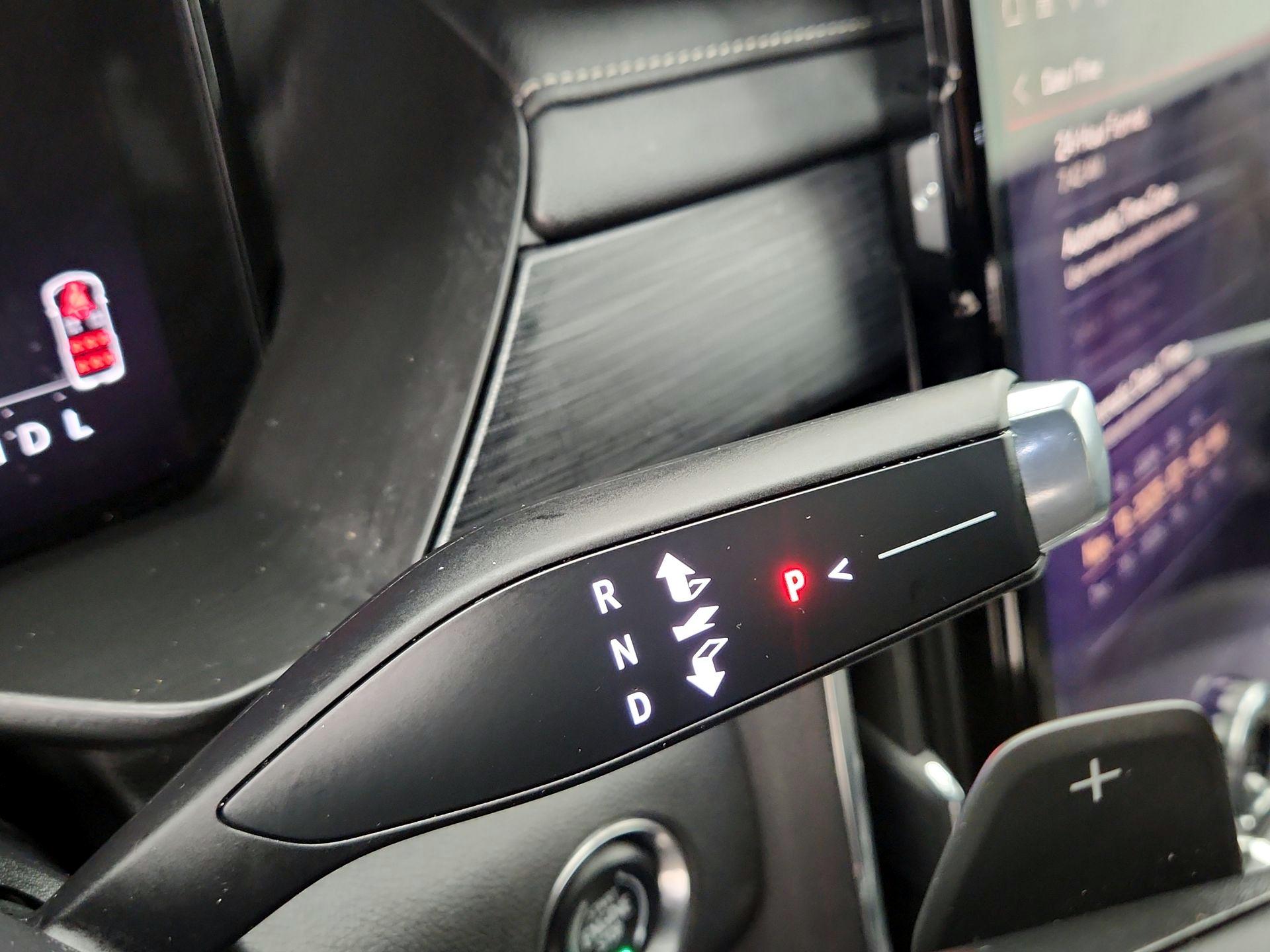 Thumbnail: 2025 GMC Acadia - 17