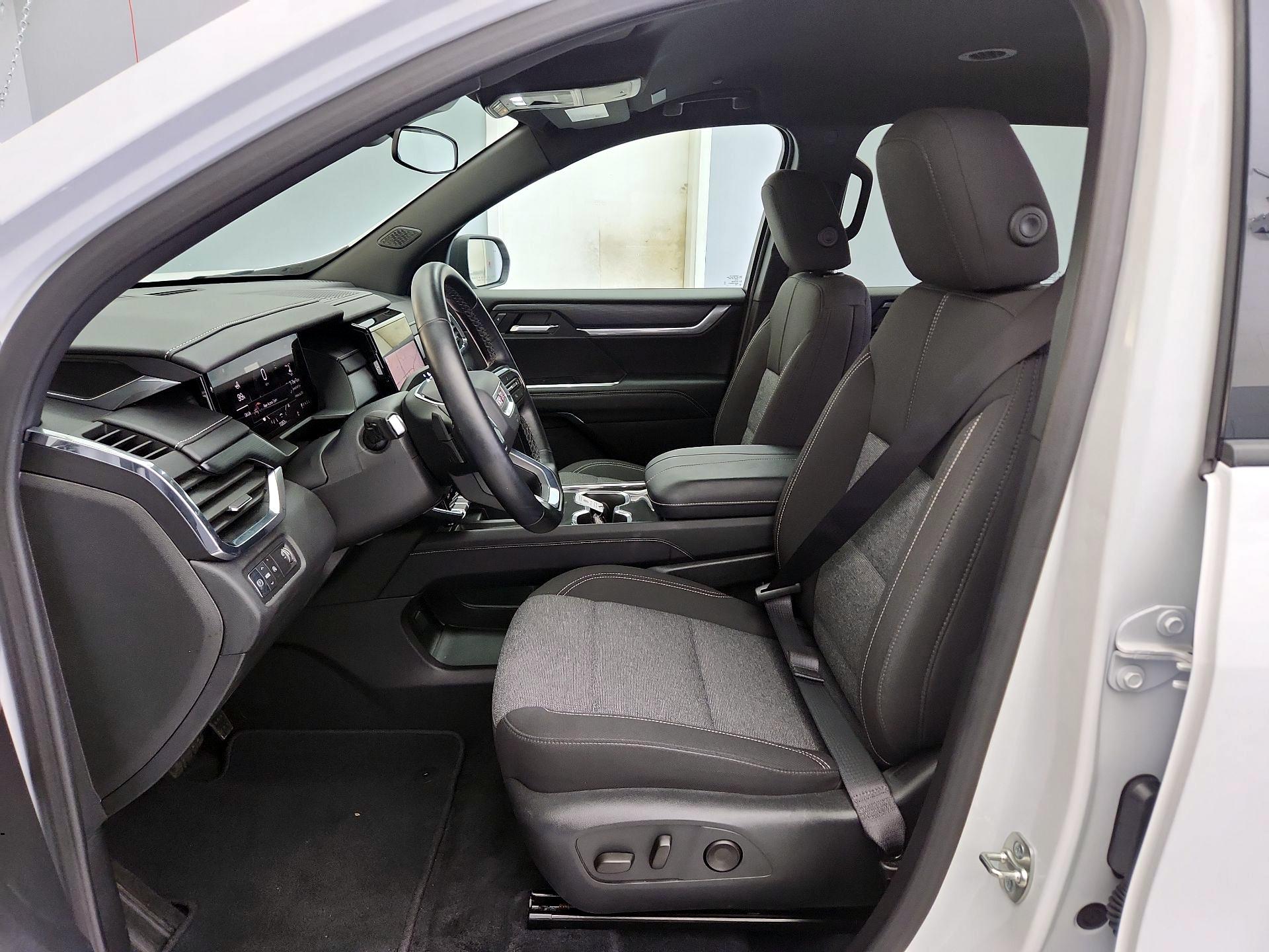 Thumbnail: 2025 GMC Acadia - 11