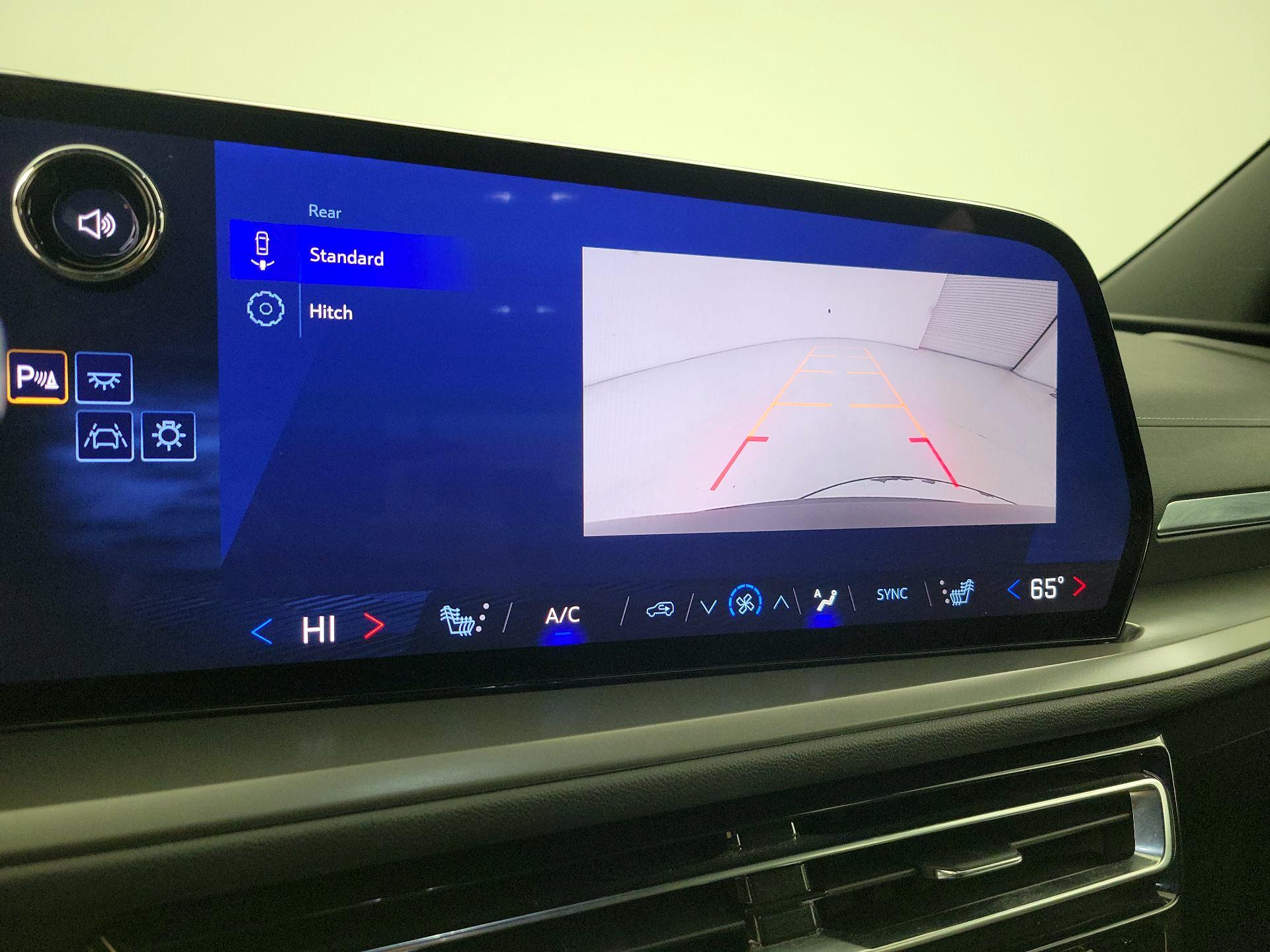 Thumbnail: 2025 Chevrolet Traverse - 14