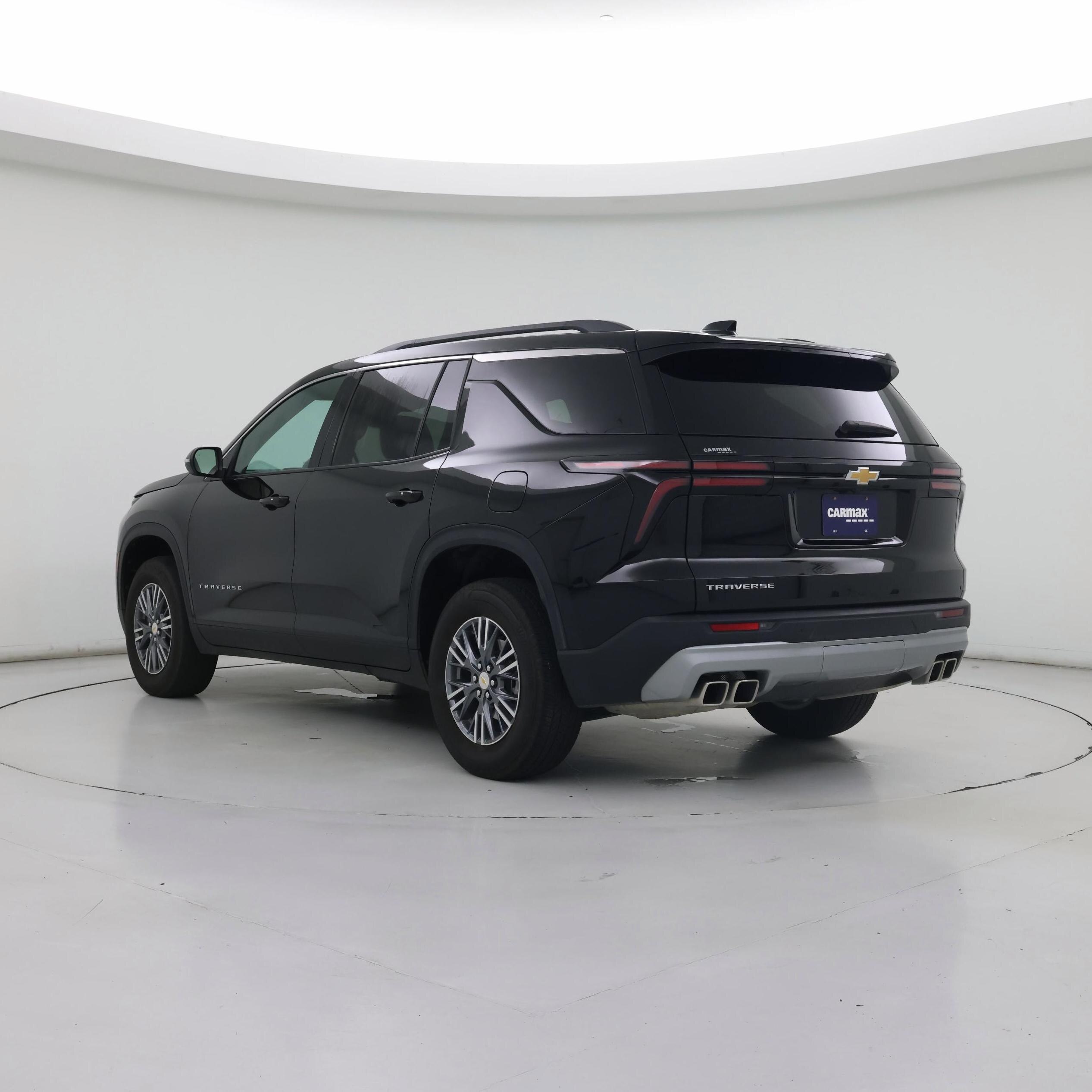 Thumbnail: 2025 Chevrolet Traverse - 2