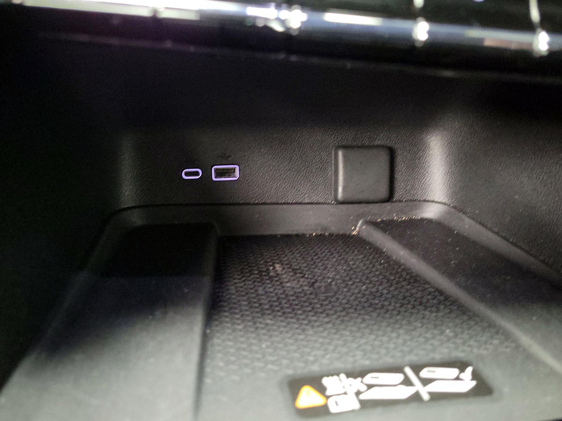 Thumbnail: 2025 Chevrolet Traverse - 18