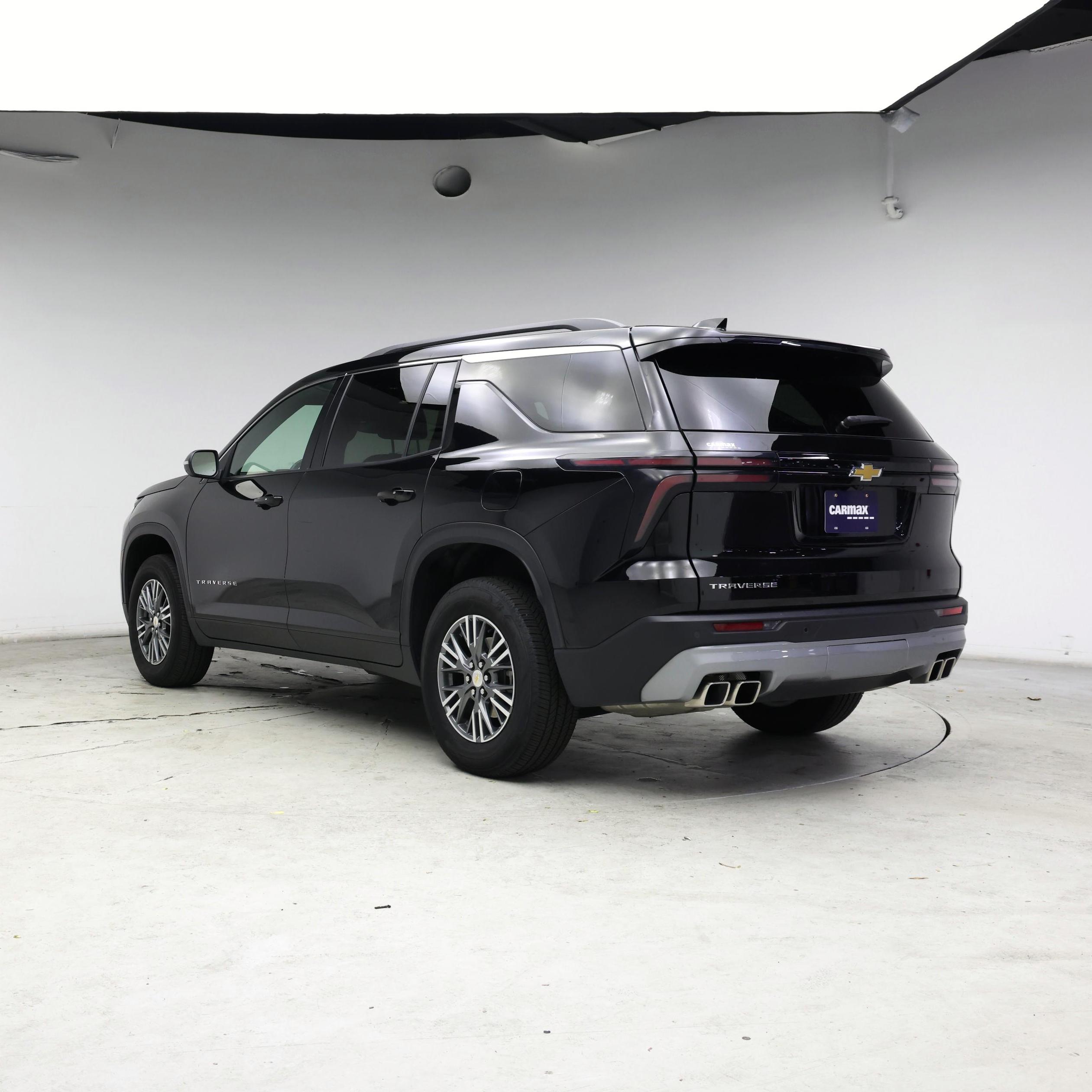 Thumbnail: 2025 Chevrolet Traverse - 2