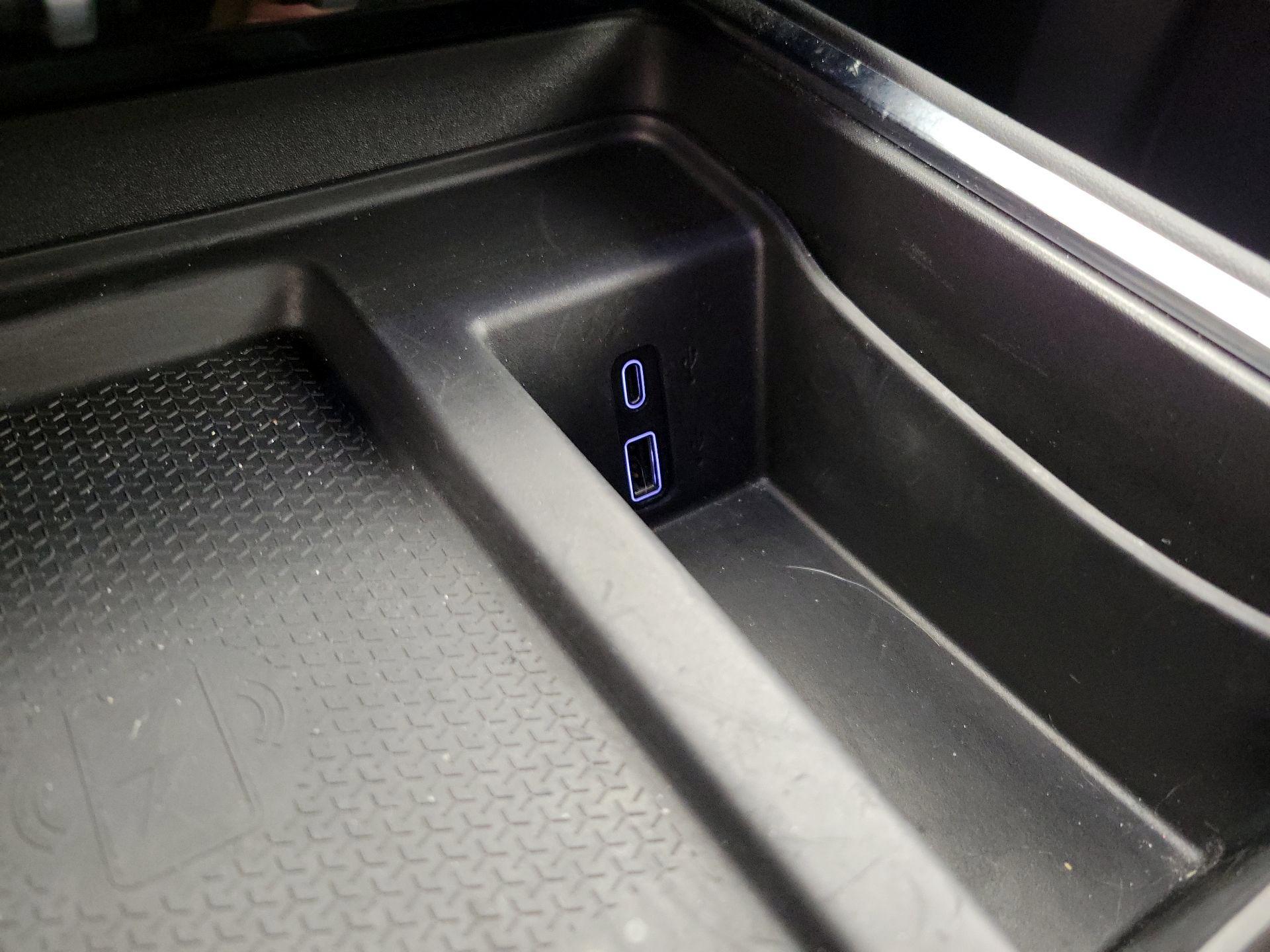 Thumbnail: 2025 GMC Acadia - 18