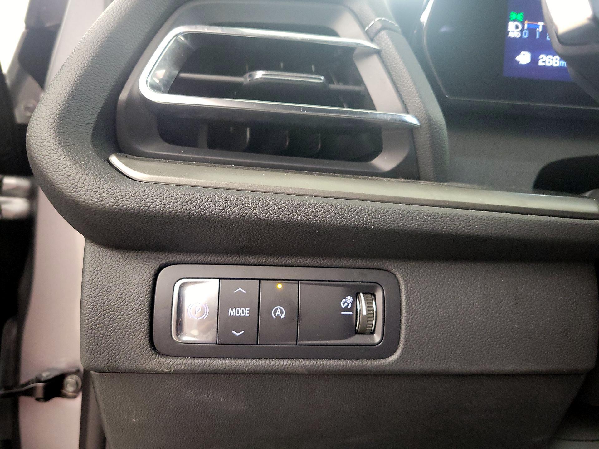 Thumbnail: 2025 Chevrolet Traverse - 13