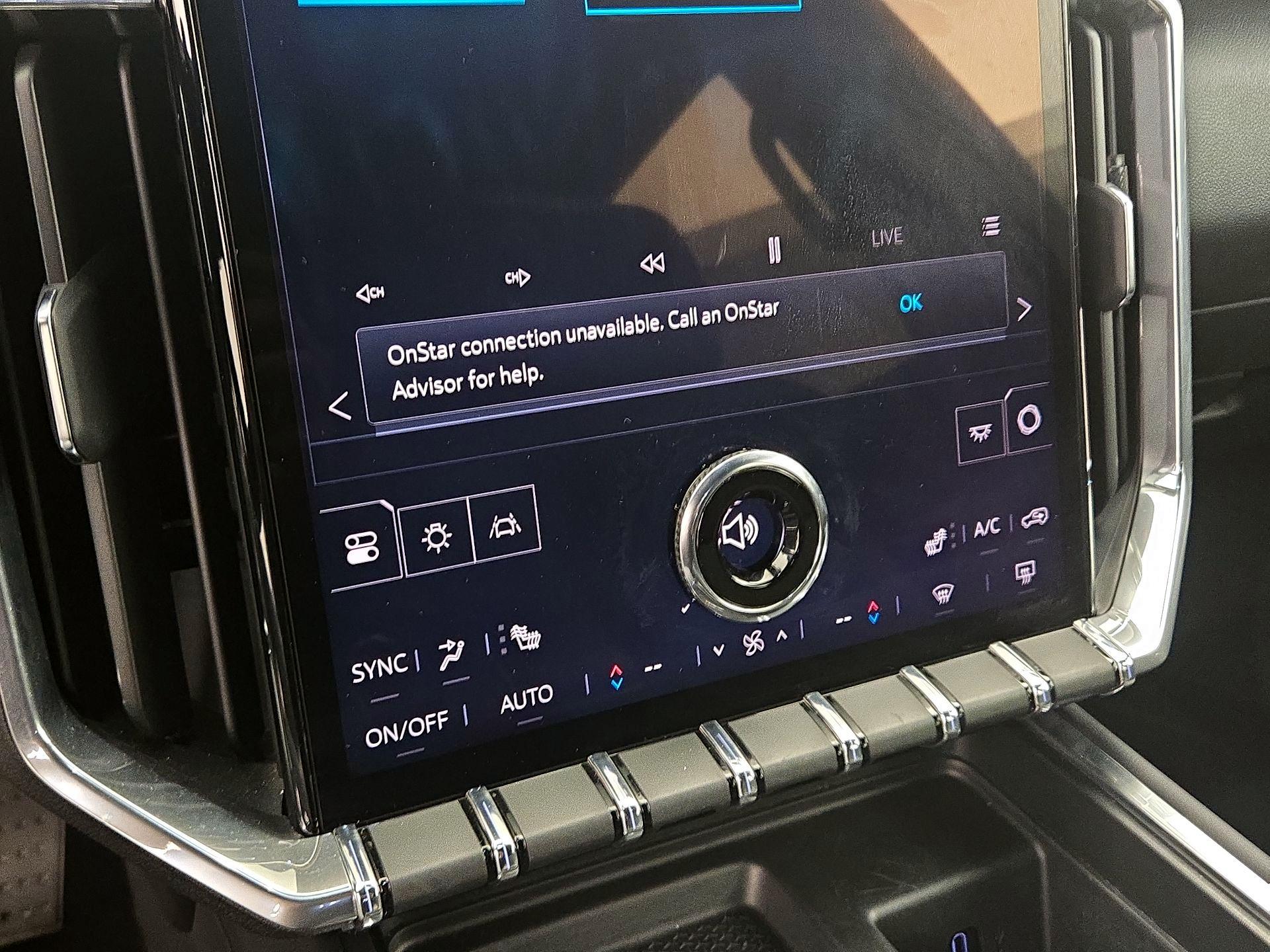 Thumbnail: 2025 GMC Acadia - 17