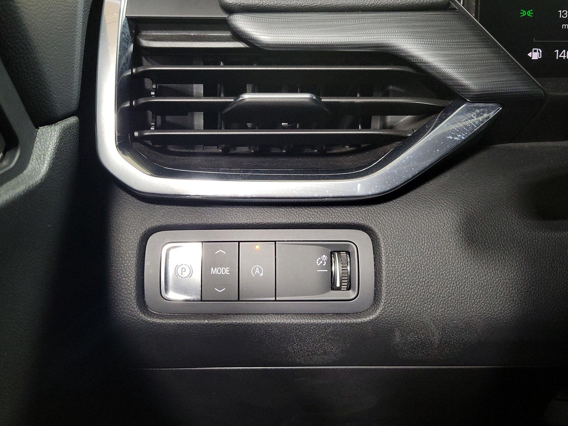 Thumbnail: 2025 GMC Acadia - 13