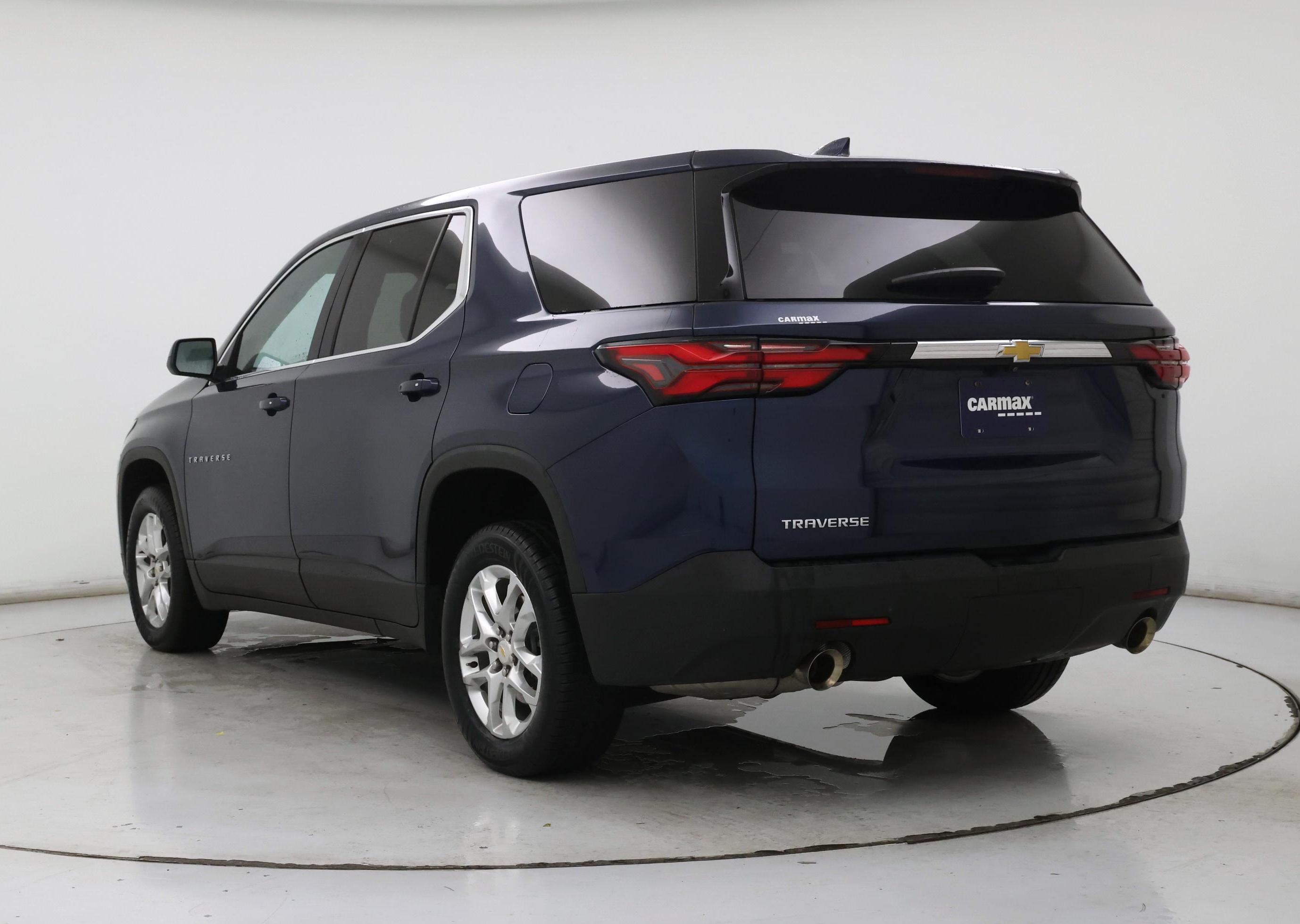 Thumbnail: 2023 Chevrolet Traverse - 2