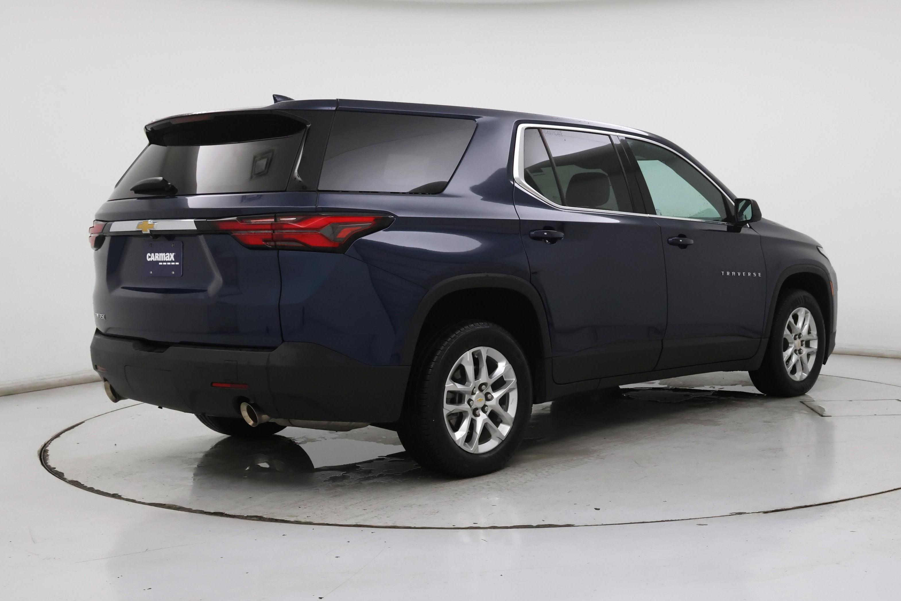 Thumbnail: 2023 Chevrolet Traverse - 8