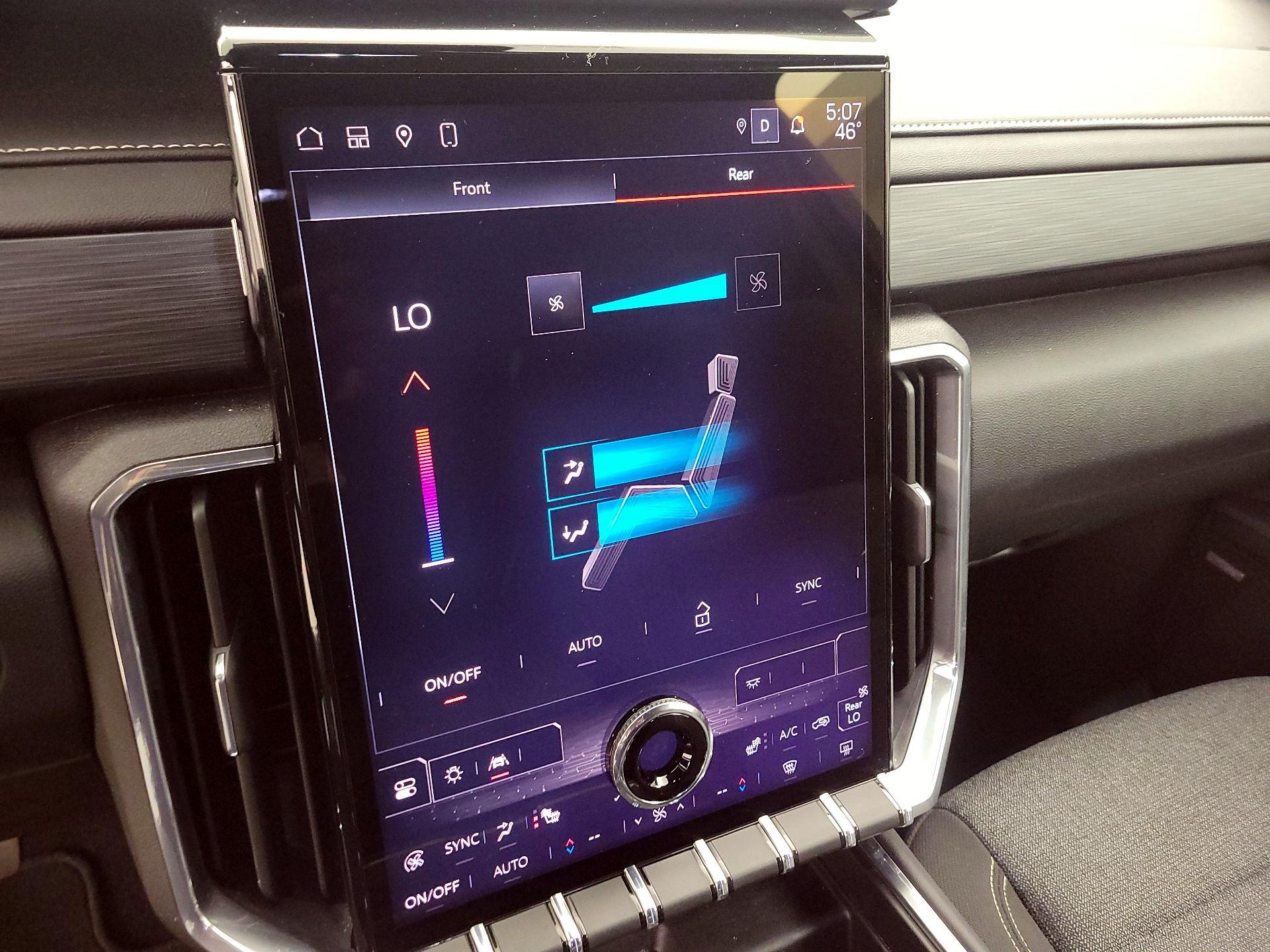 Thumbnail: 2025 GMC Acadia - 16